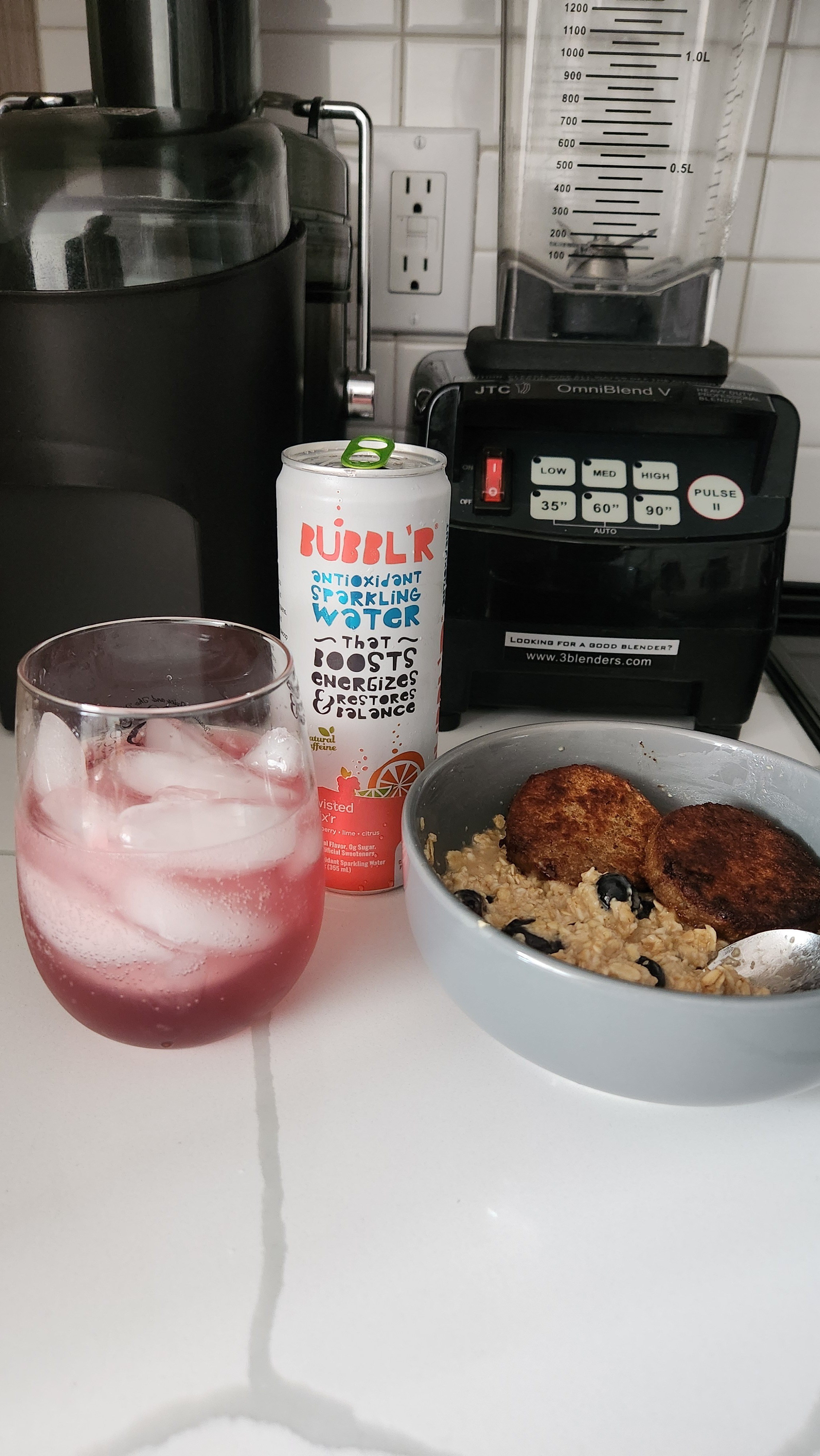 Kitchen equipment, dishes, blender, juicer

#LTKHome #LTKdayinmylife #LTKfitnessgoals