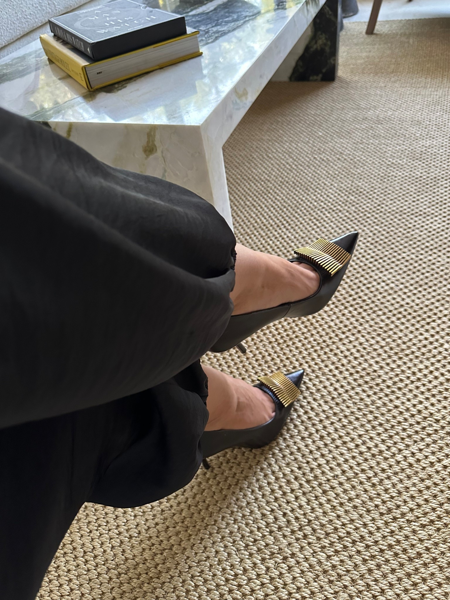 Obsessed with these @zara heels 
#zara #zarashoes

#LTKFindsUnder100 #LTKGiftGuide #LTKootd