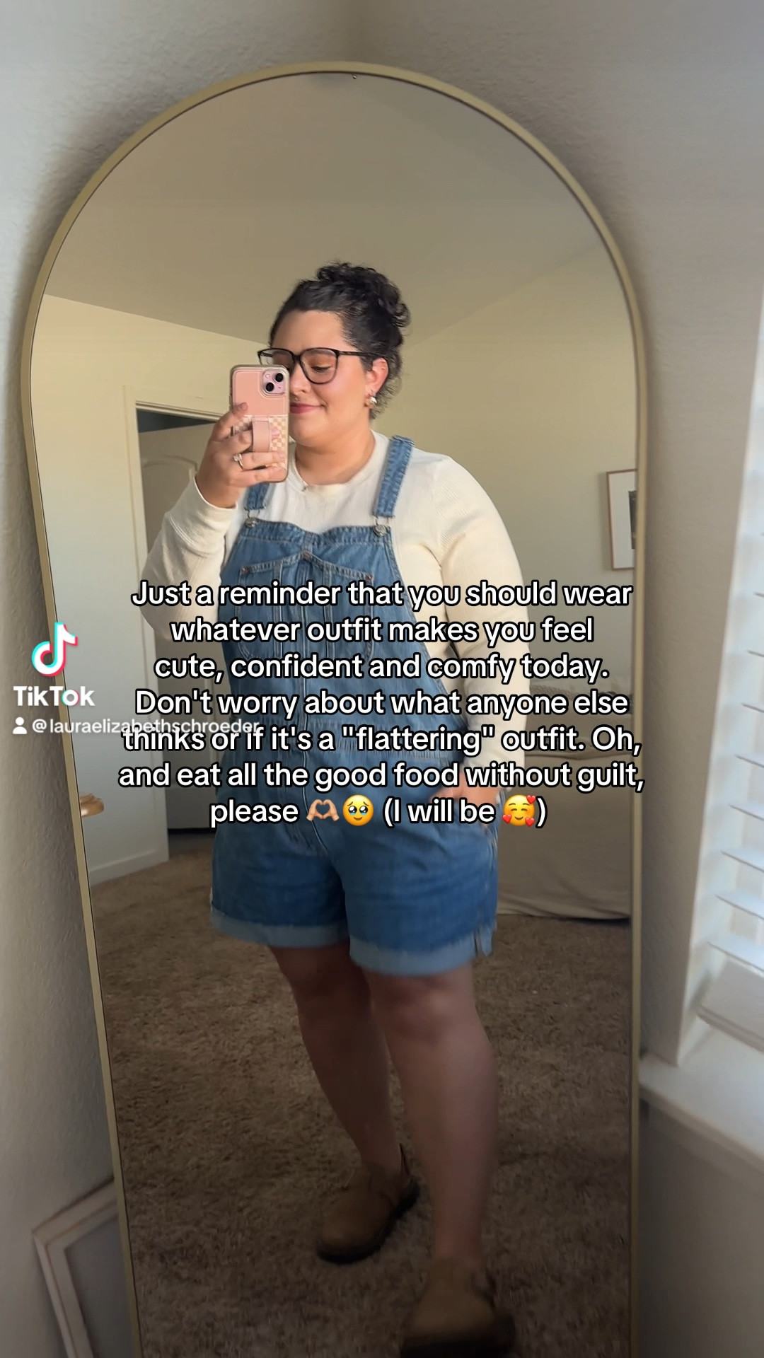 Thanksgiving day outfit as a mom with an apron tummy that will be eating ALL the food and chasing toddlers 😍🦃🍂

#LTKMidsize #LTKHoliday #LTKPlusSize