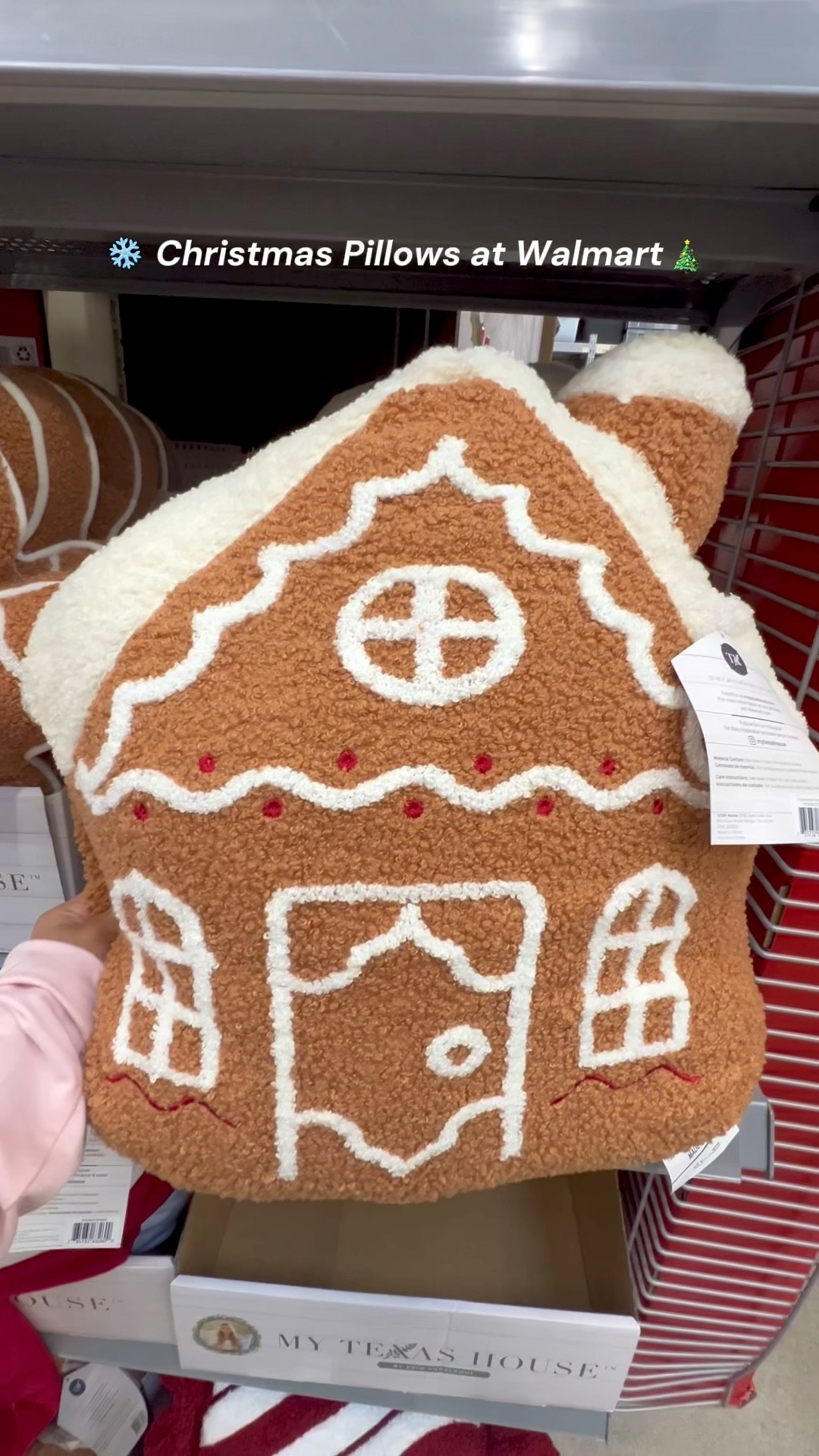 Christmas pillows at WalmaChrist

#LTKHome #LTKHoliday #LTKSeasonal