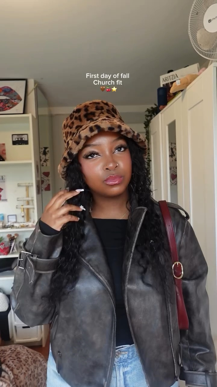 Fall fits are here!!!🤎🍂

#christiangirlfall #churchoutfit #falloutfits