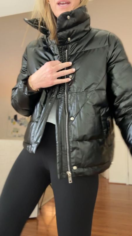 This $49 amazon jacket!! Love the light / medium weight of it for going into spring temps ( but still need coats )…. And I got all 4 colors to try so will show when I receive them! Size small 