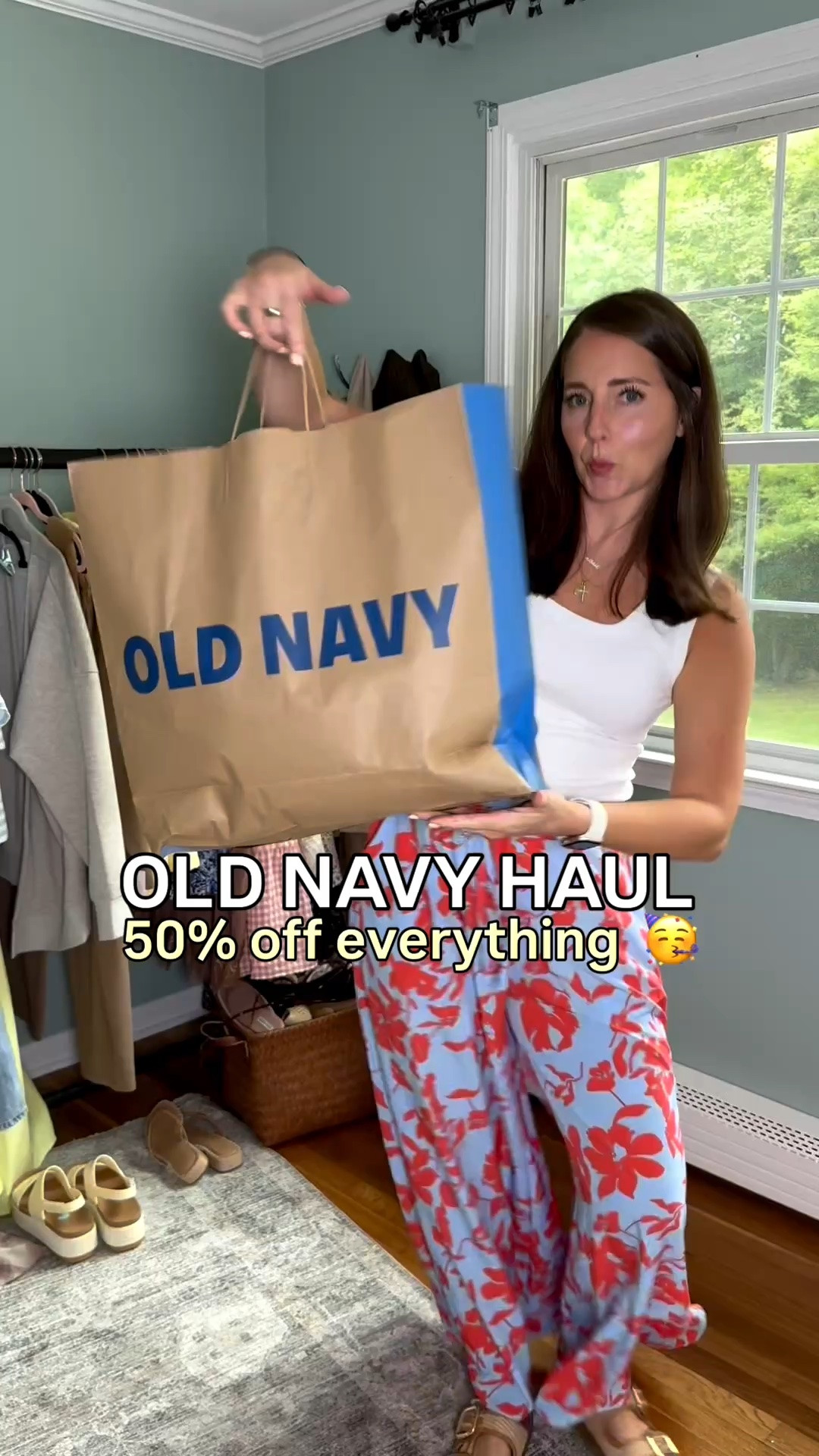 50% off everything at old navy!!! I’ll also link what I’ve got in my cart right now 👀

Sizing info:
Jeans - sized up to 4
White tee - size medium 
Sweatshirt - size medium 
Balloon jeans - size small (medium would’ve been better) 
Brown pants - size medium 
Brown tee - size medium

#LTKSaleAlert #LTKmomlife #LTKootd