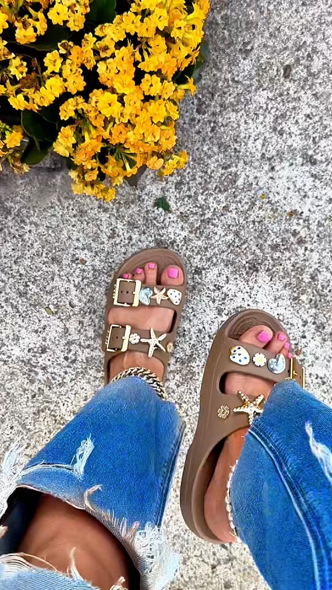 the sandals everyone keeps asking about? yeah… they’re back 😌 #crocs #crocssandals #crocssaturdaysandals #summrsandals #ad @Crocs  

 #LTKootd #LTKActive #LTKTravel
