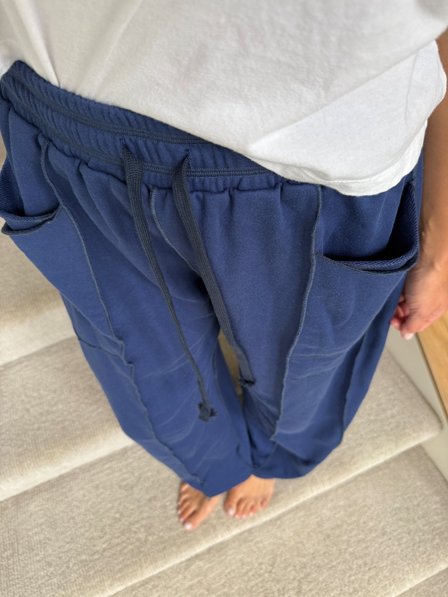 15/10 for these FP dupes 👏
Wearing a size small, I usually wear medium so these do run a bit big! 


#LTKActive #LTKSeasonal