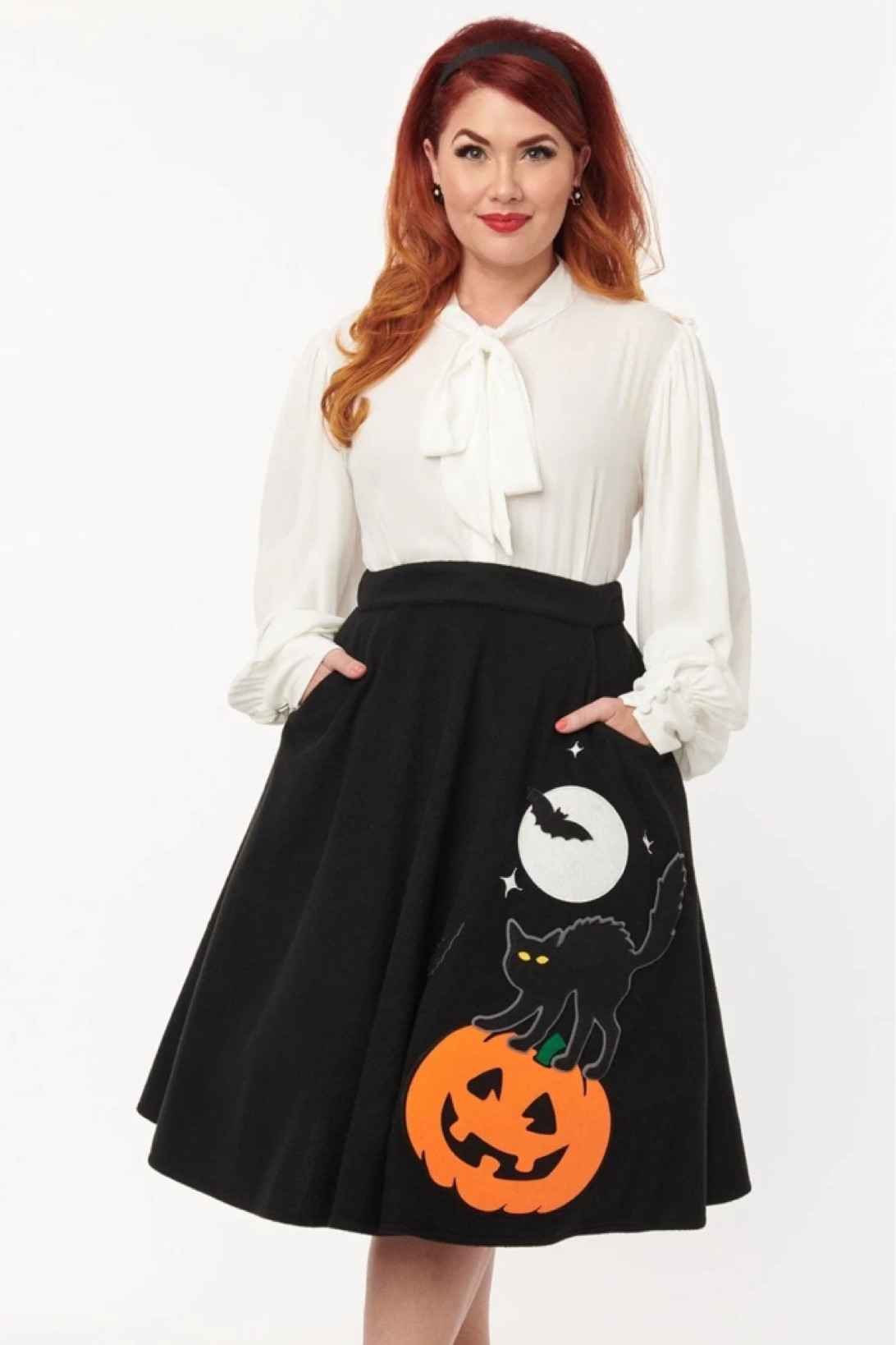 Unique Vintage has some super fun Halloween goodies, and many are 40% off!

#halloween #halloweensale #Halloweenclothes
