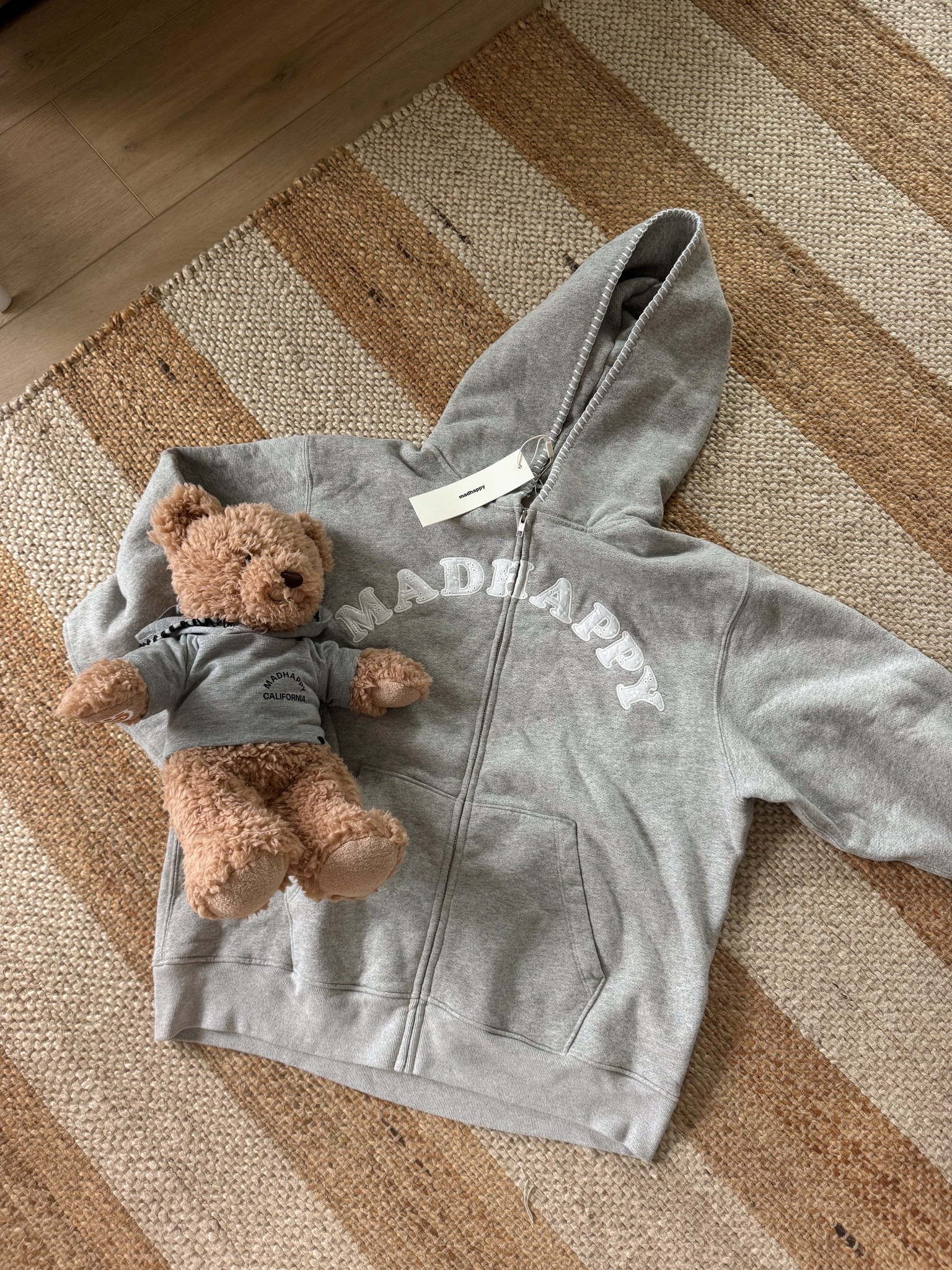 Cozy Grey Zip Hoodie | Neutral Fall Staple 

The perfect cozy grey zip hoodie for fall 🤍
Soft fleece, oversized fit, and easy to layer over leggings or lounge sets. A neutral wardrobe staple I’ll wear on repeat all season.

#LTKfitness #LTKActive #LTKstyletip