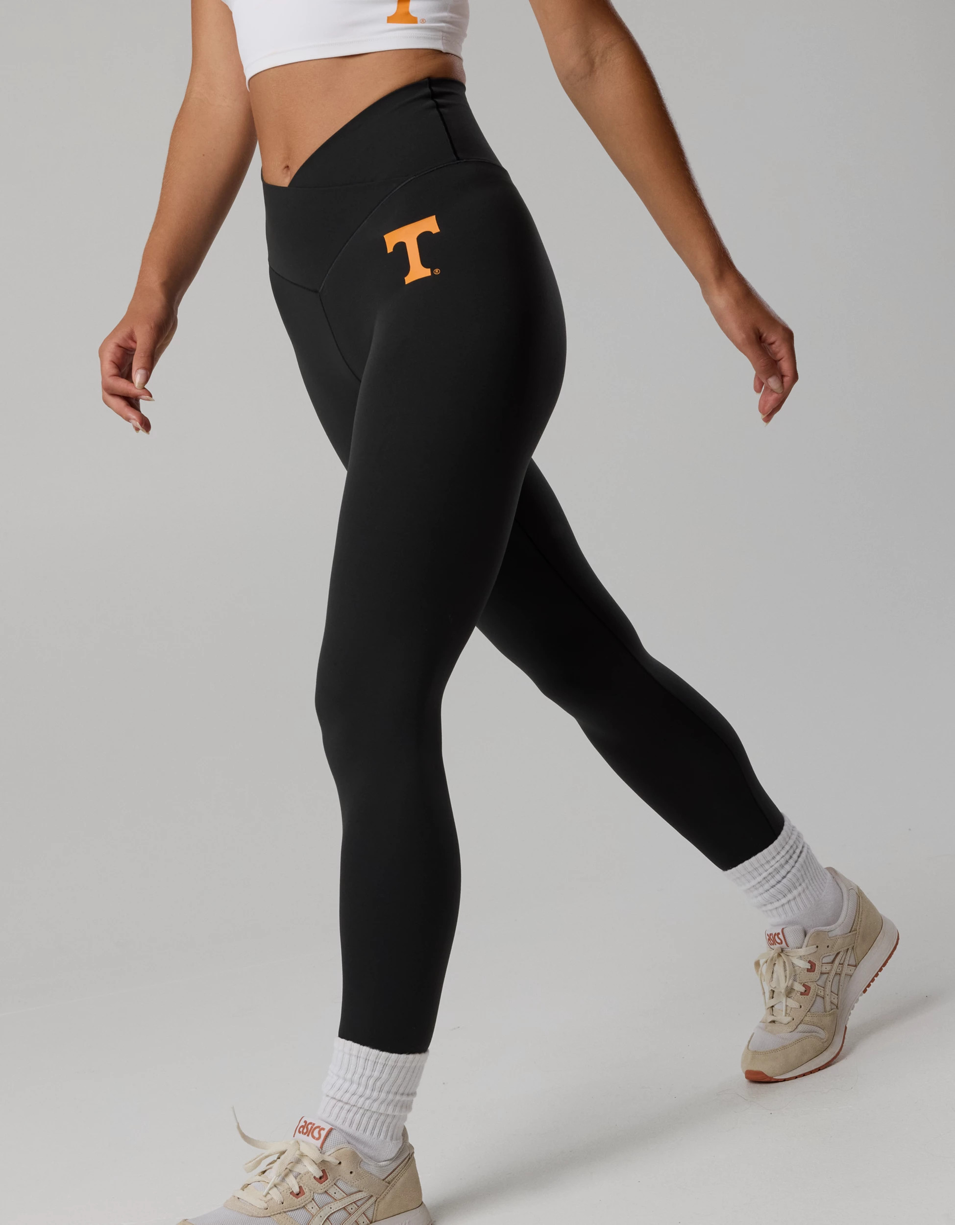 Tennessee Volunteers OFFLINE By Aerie Crossover Legging | Aerie