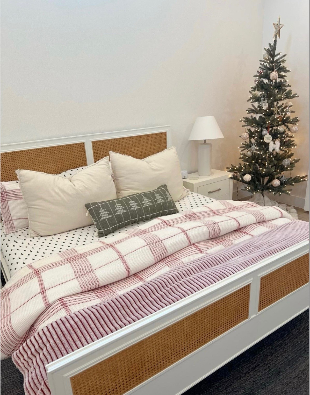 Shop my Christmas bedding and tree links 🎄🎅🏼


#bedding #christmas #christmastree #bedroom #primarybedroom #holiday #plaid #comforter #amazon #home

#LTKhome #LTKholiday #holiday #bedroom

#LTKSeasonal #LTKHoliday #LTKHome #LTKStyleTip