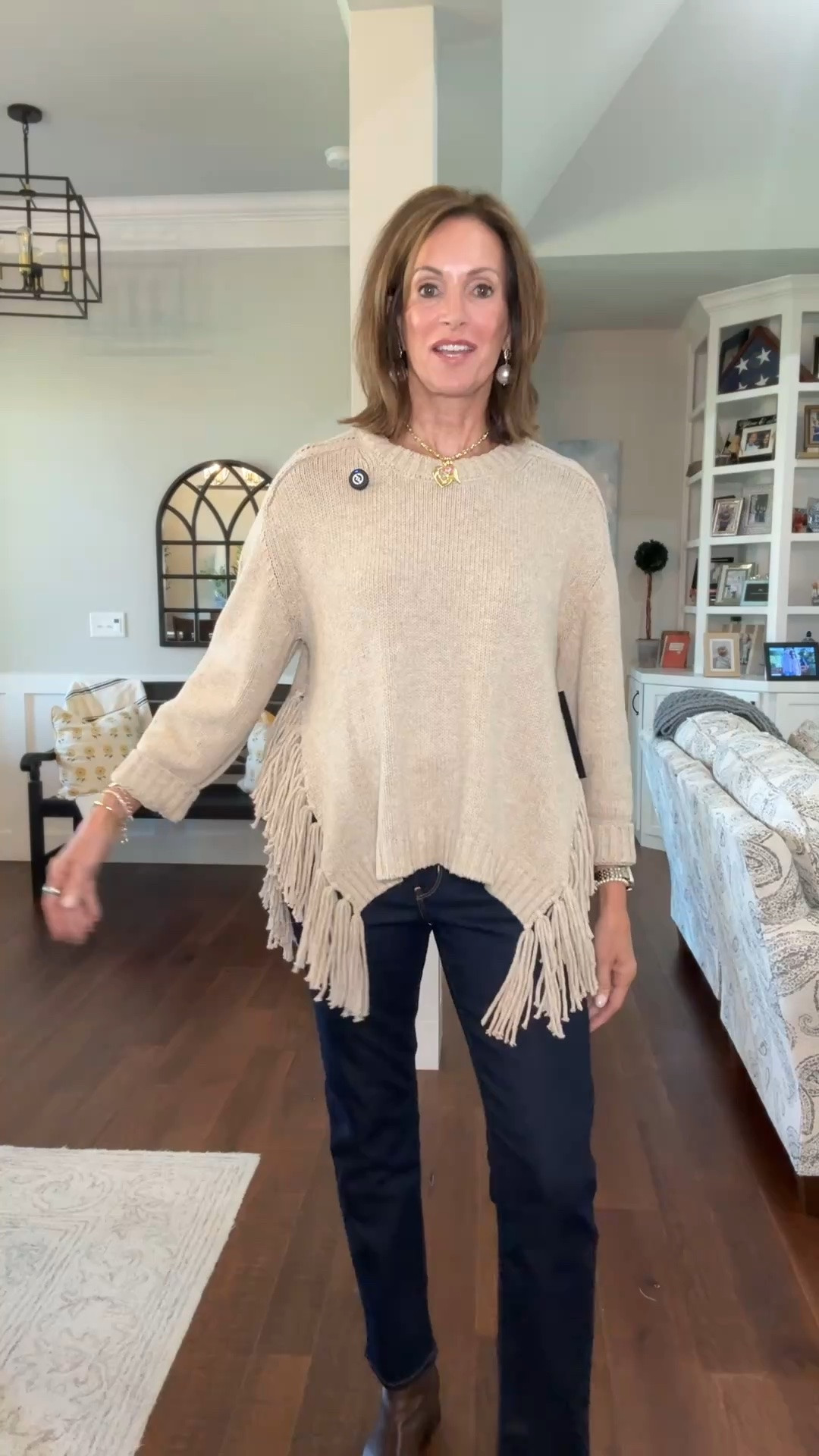 Fringe trim sweater - large 
Straight leg denim / size 8 regular 

Fall style

#LTKSaleAlert #LTKMidsize