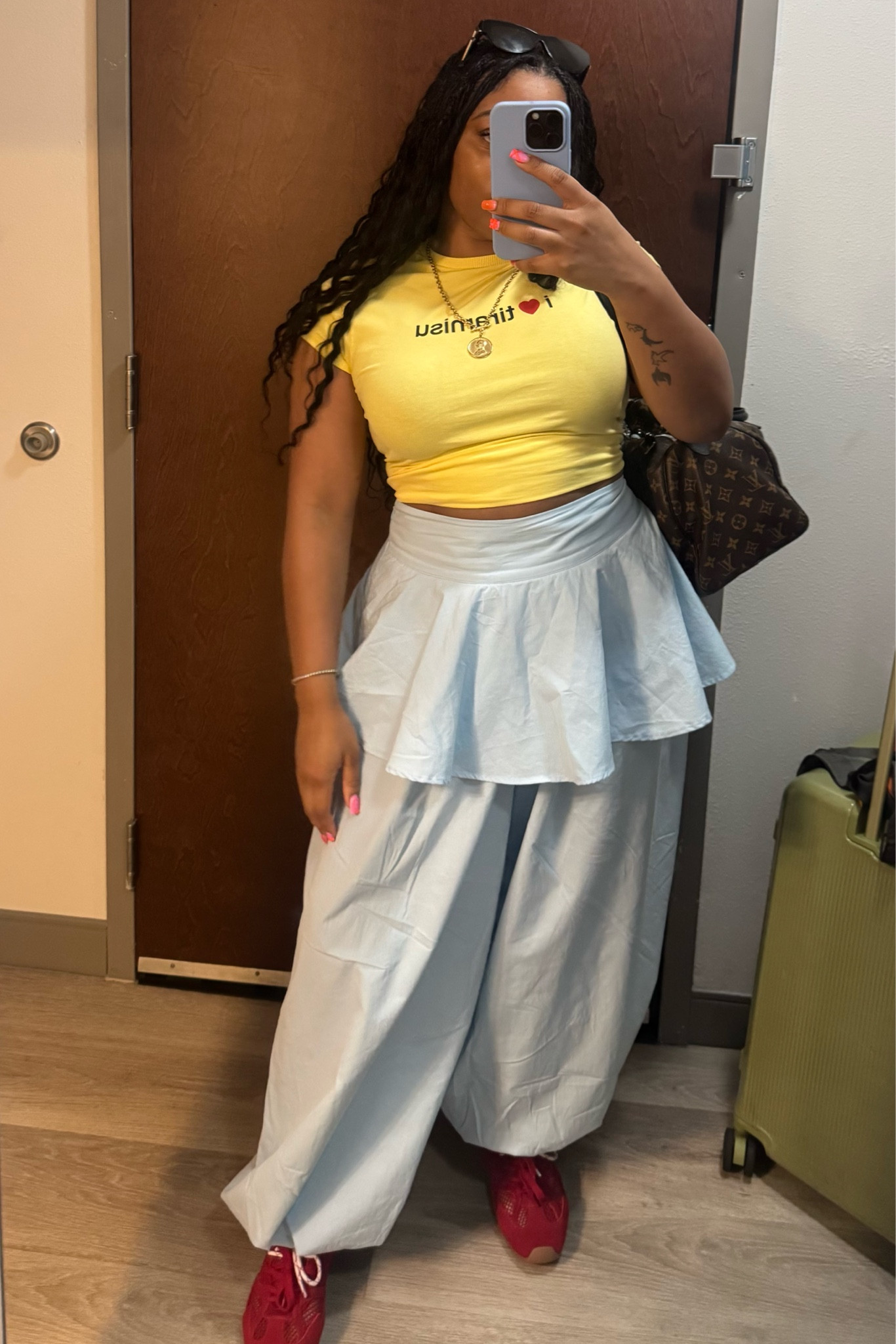 Peplum pants and baby tees 

#LTKootd #LTKgrwm #LTKMidsize