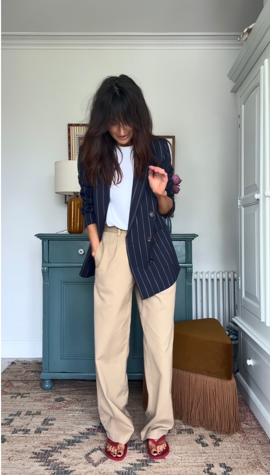 Best slouchy chinos 
Wide leg beige trousers 
Slouchy pants 
Wear your normal size. 
I’m in my usual 8
Can turn them up too. 
They are amazing 
T shirt true to size, 
Blazer I’m in my normal 8
Size down if want it more fitted

#LTKsummer #LTKuk #LTKstyletip