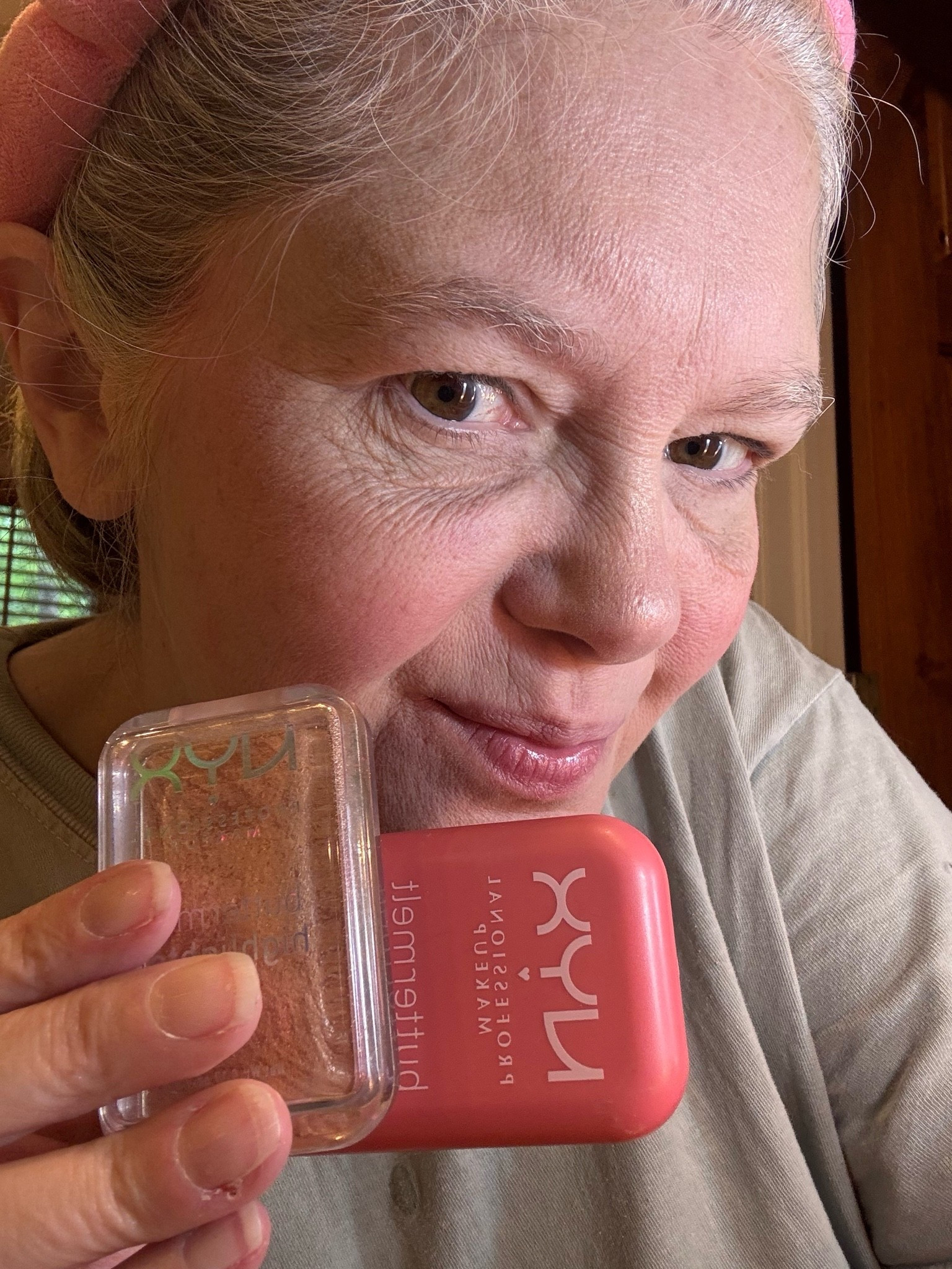 Two easy! Ha! Get it! NYX Buttermelt blush and highlighter! #nyx #blush #highlighter #makeup

#LTKBeauty #LTKgrwm #LTKootd