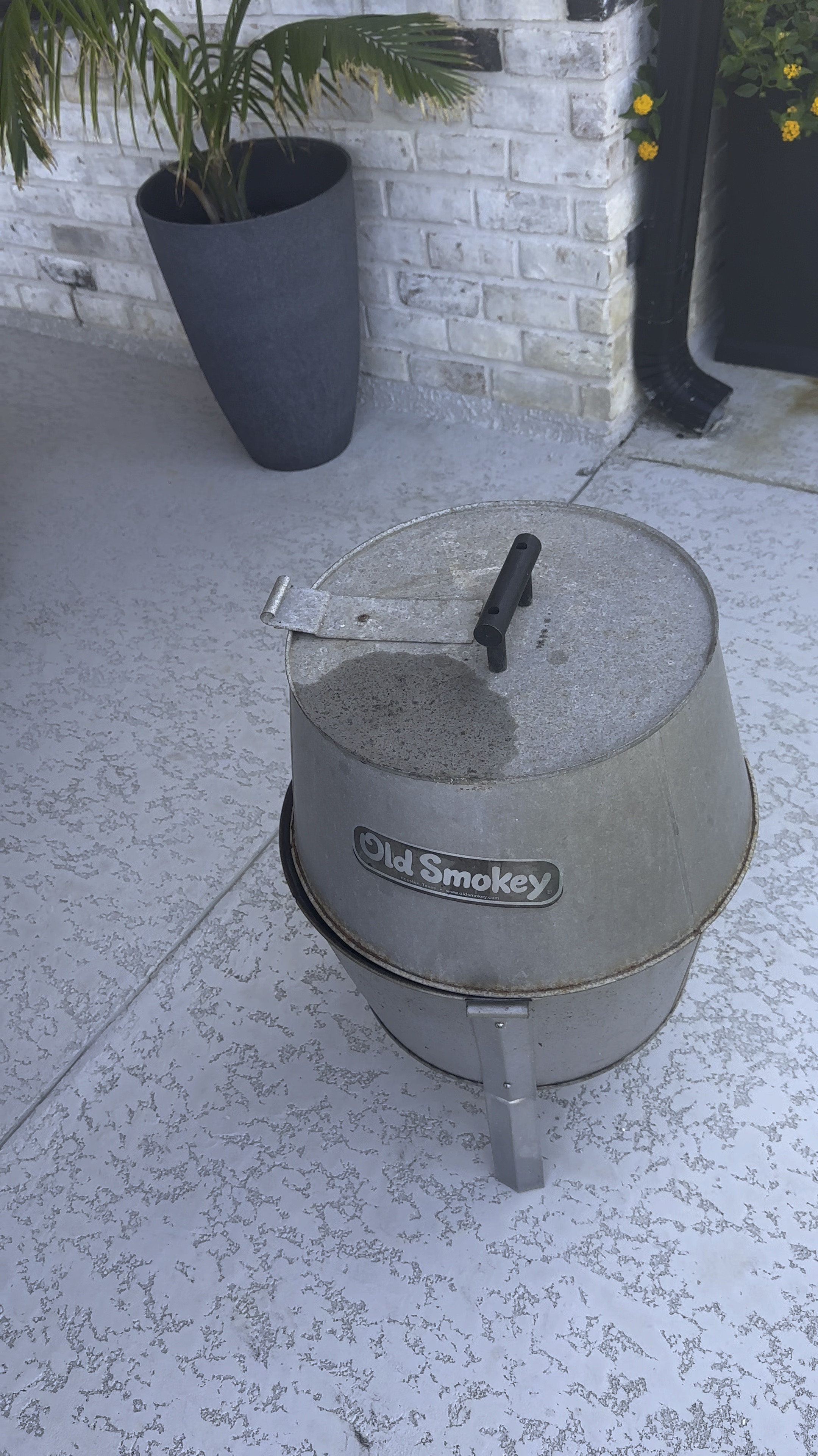 Old smokey 18 charcoal grill sale