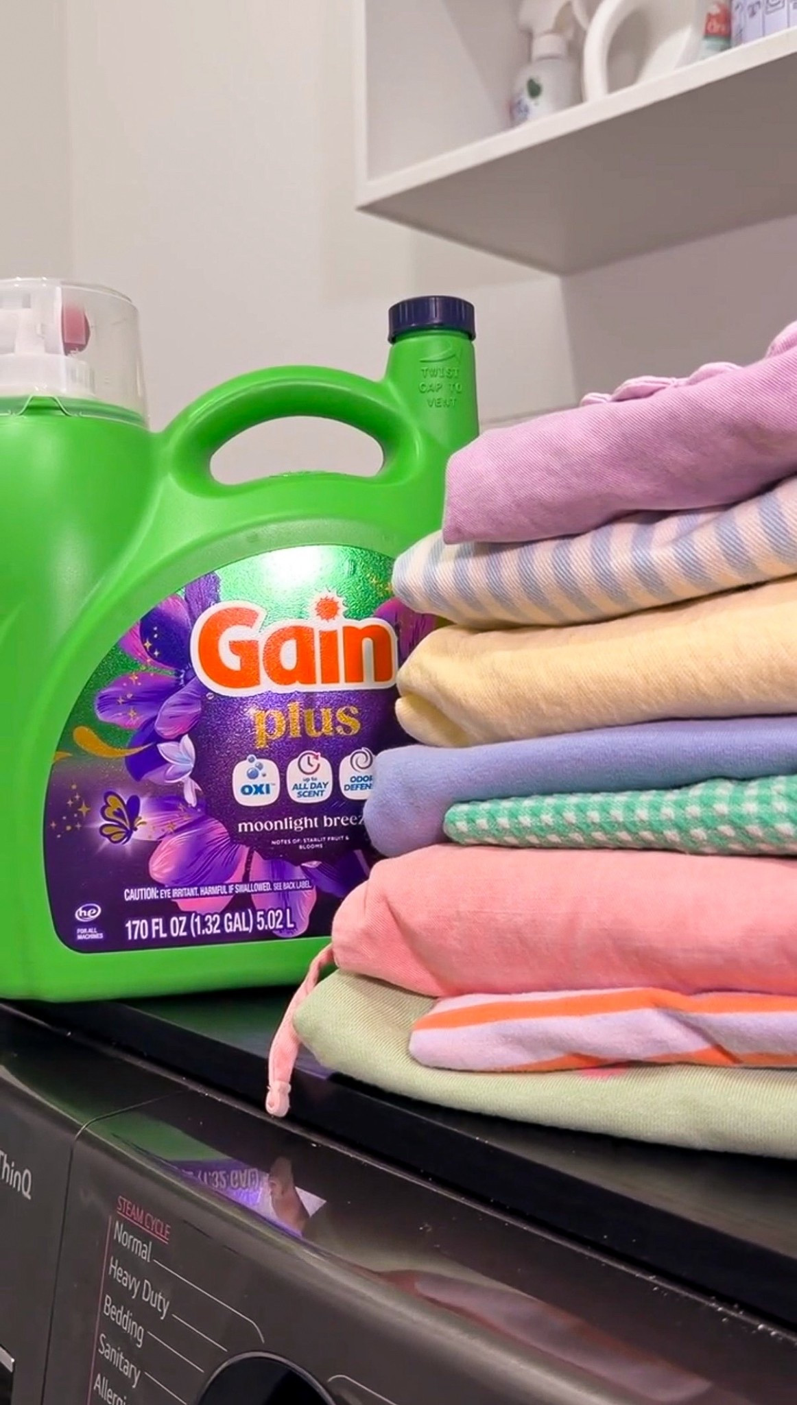 #ad a laundry day must have!! 🤌🏽 it’s helped get all the stains from the kids out of my clothes while keeping the colors bright! This new @ilovegain plus oxi formula from @target has been the best laundry room add! #ad #TargetPartner #ILoveGain #Target #TargetStyle