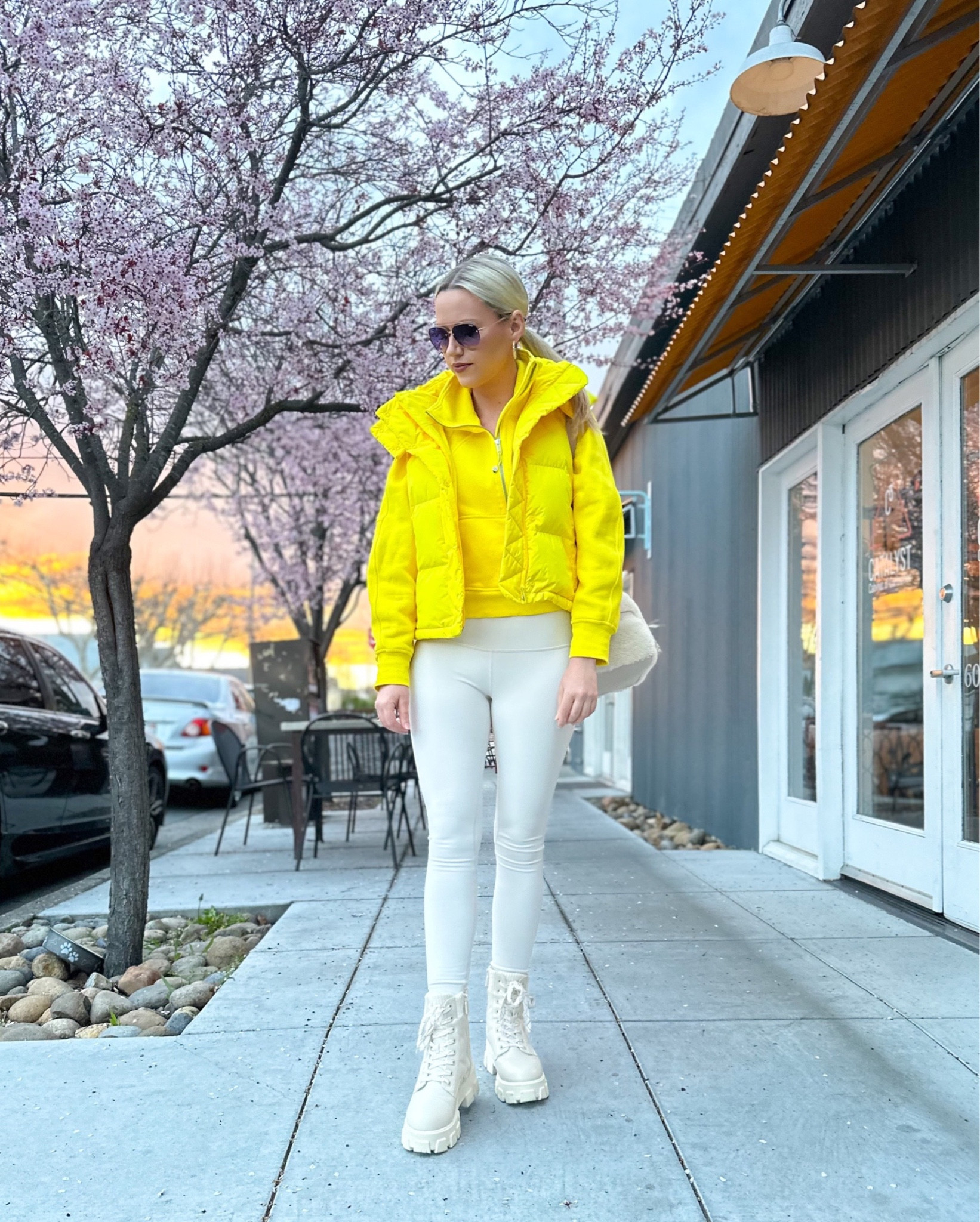 One of my favorite Athleisure fits of all time!

Vest: Sonic Yellow, 4
Sweatshirt: Sonic Yellow, XS/S
Leggings: White Opal, 4

Athleisure | Puffer Vest | Cropped Sweatshirt | Quarter-Zip

#LTKSeasonal #LTKfit