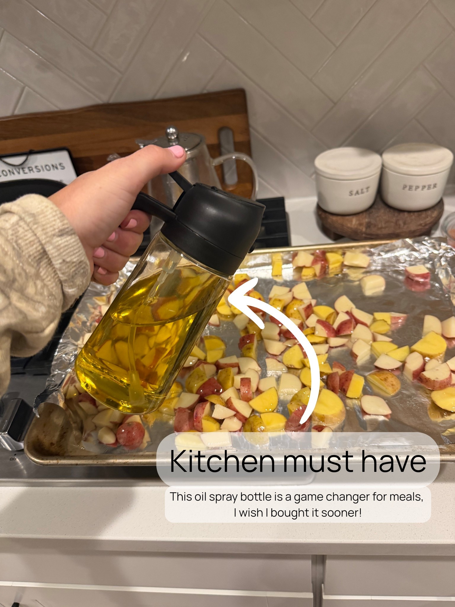 A kitchen gadget you will use every day! #kitchen #kitchengadget #kitchenfind #amazon #spraybottle #oilspraybottle #dinner #dinnertime 

#LTKHome #LTKmomlife #LTKfoodie