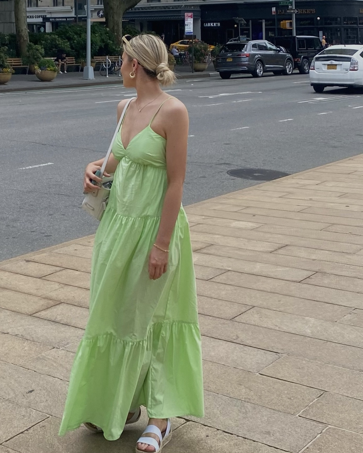 TARGET Bright Green Summer Flowy Sundress Dress

#LTKSeasonal #LTKSummerSales #LTKxNSale