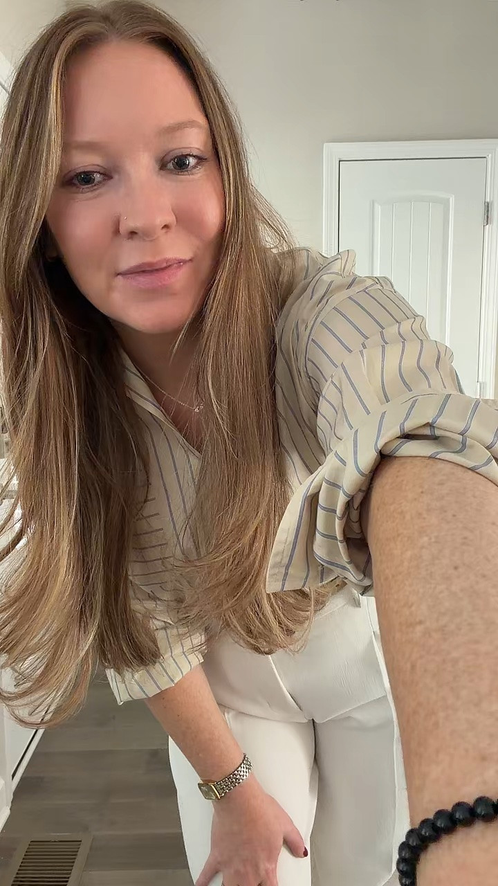 Cropped button down / tts wearing a medium 
Off white wide leg trousers / tts wearing a medium 
Designer inspired nude heels 
Nude leather belt 
Evil eye necklace 
Two tone watch 
Two tone ring and cuff bracelet

#LTKdayinmylife #LTKootd #LTKWorkwear