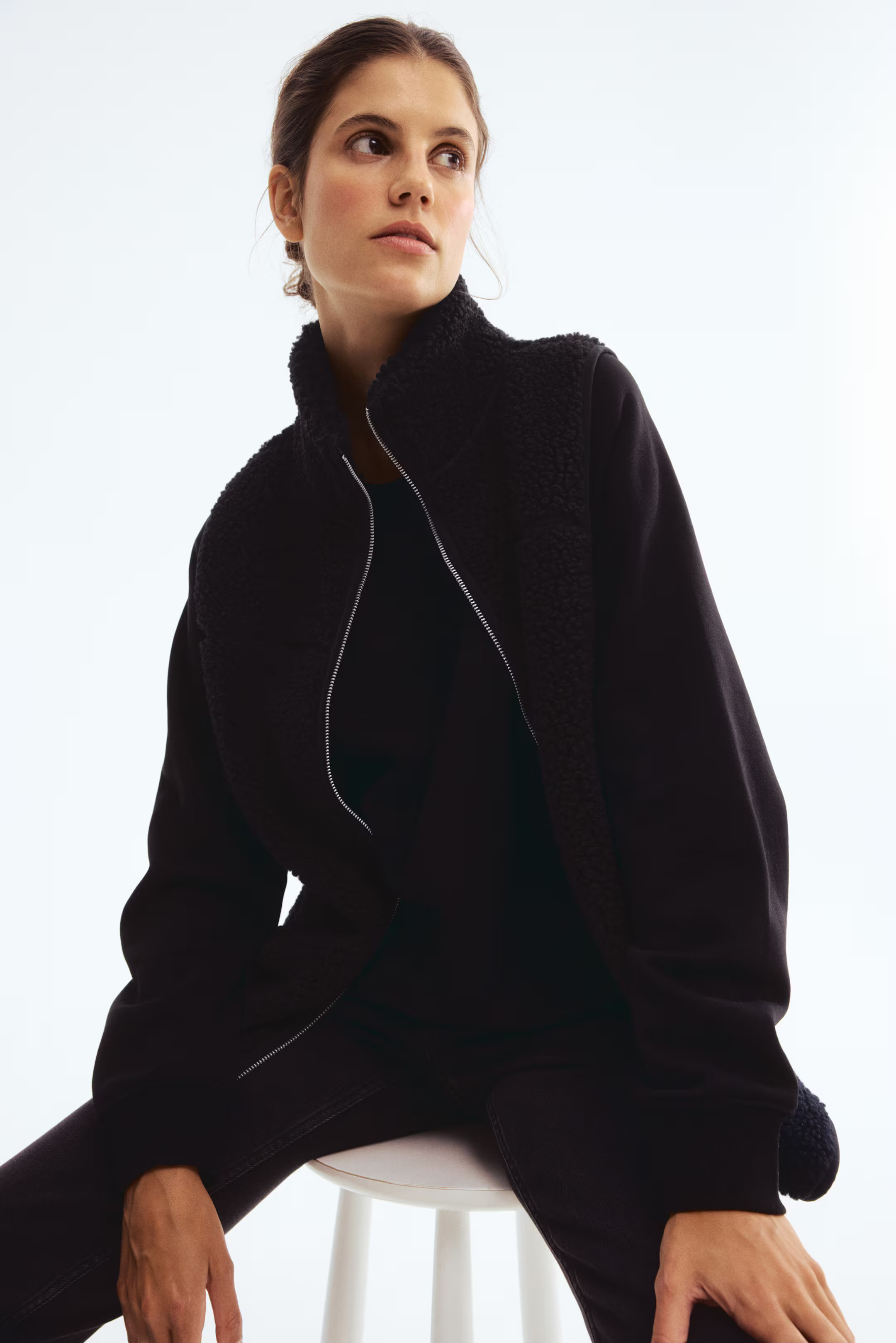 MAMA Before & After Babywearing Teddy Fleece Vest | H&M (US + CA)