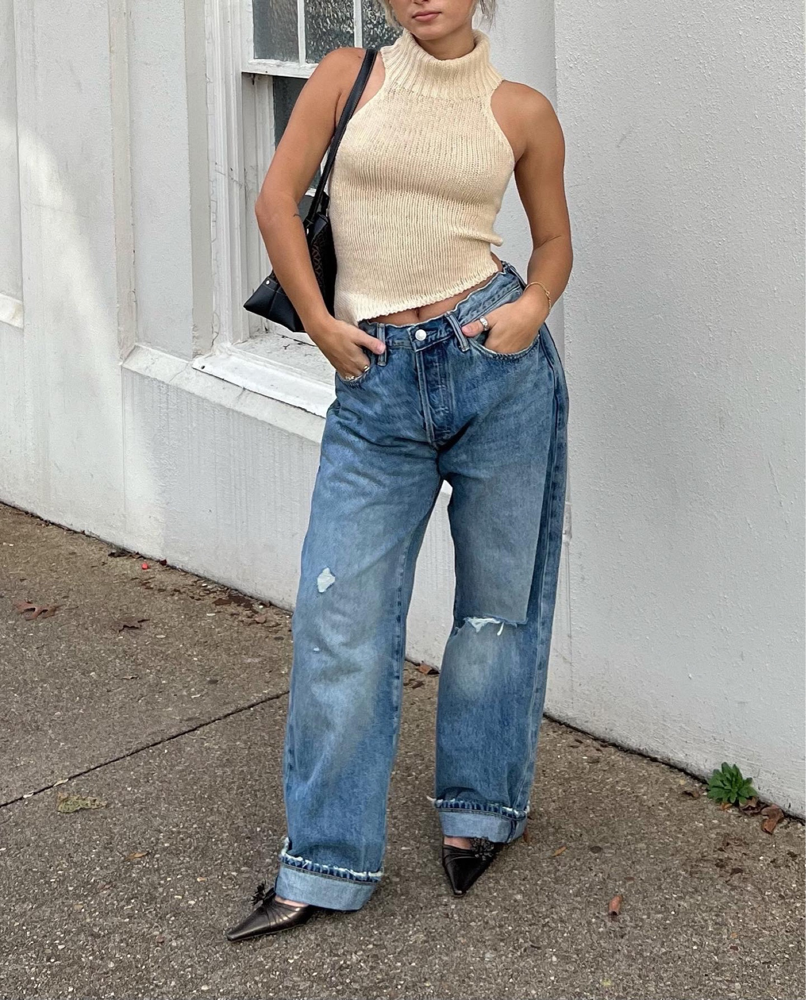 Wearing size 32/30L with a string in waistband to adjust 
Top is from @sora__nyc 