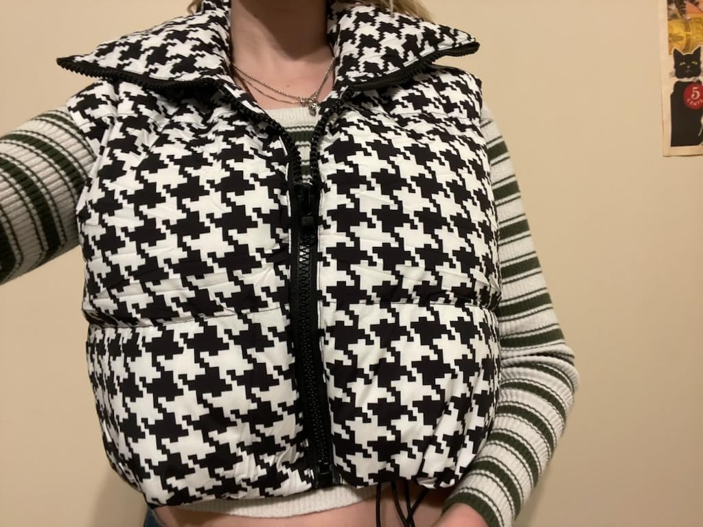 JZC Women's Crop Puffer Vest Lightweight Sleeveless Jacket 2024 Fashion Winter Outerwear Padded G... | Amazon (US)