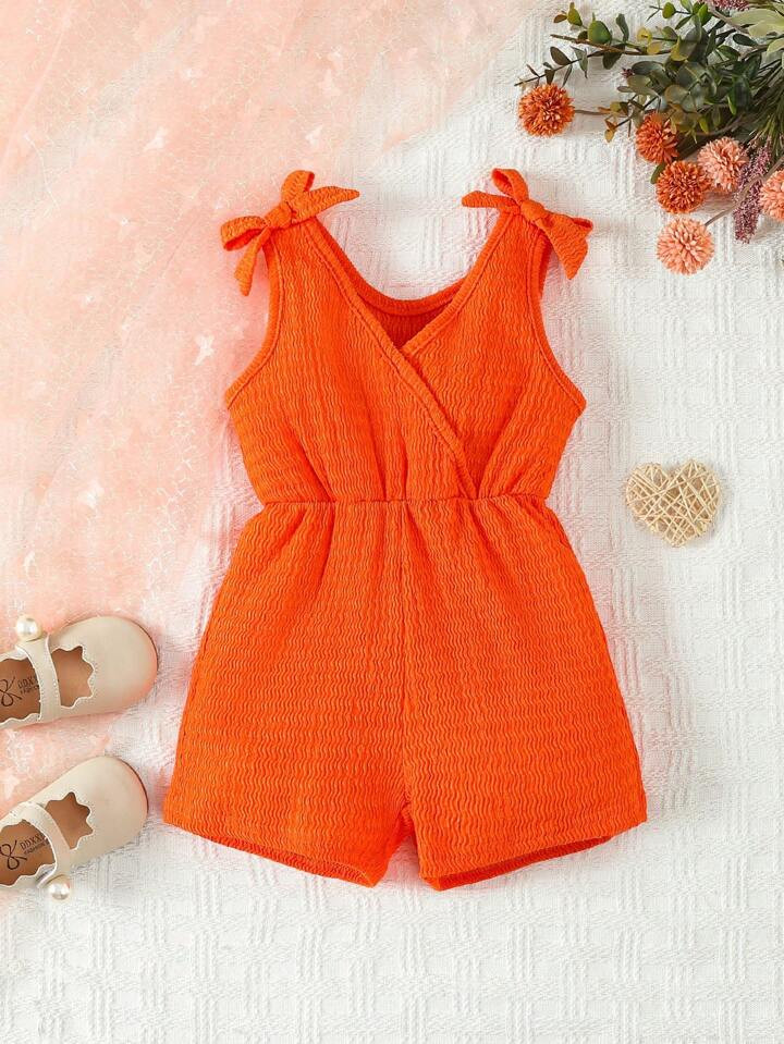 Baby Girl Textured Shoulder Knot Romper | SHEIN