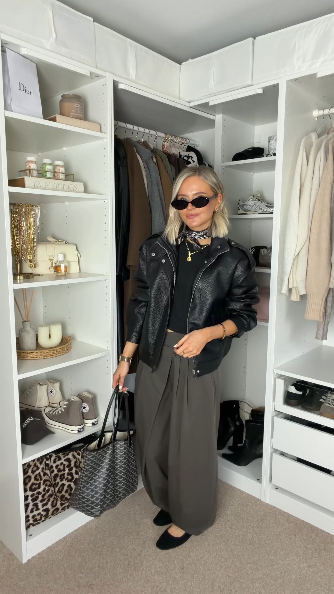 What I wore for today’s work meetings - love these trousers I really need to wear them more and the neck scarf 🩷 if you’d like links to anything comment SHOP below and I’ll send them over to you 😘

#workwear #tailoredtrousers #dailyoutfits 

Barrel leg trousers , funnel neck leather jacket , work outfit inspiration , Mary Jane shoes , spring outfit ideas , spring wardrobe 

#LTKuk #LTKspring #LTKworkwear