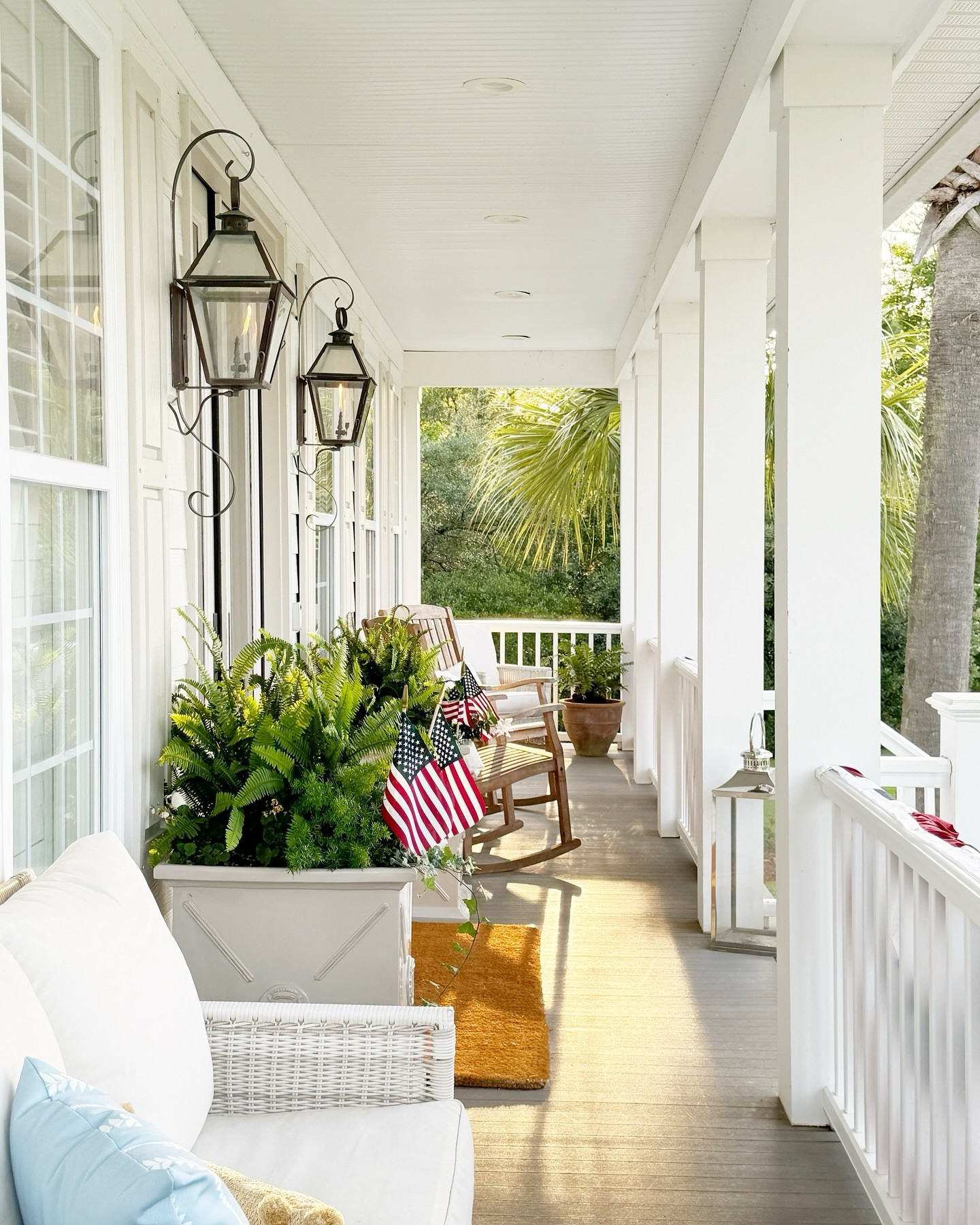 A little home tour from May 🤍. Swipe for a few spaces that are everchanging as I create! Happy June! Comment SHOP for DM with many of the items seen here or browse LTK where everything is linked!

#coastalhome #charlestonsc #vintagestyle #cottagedesign https://liketk.it/4HW8g #ltkhome