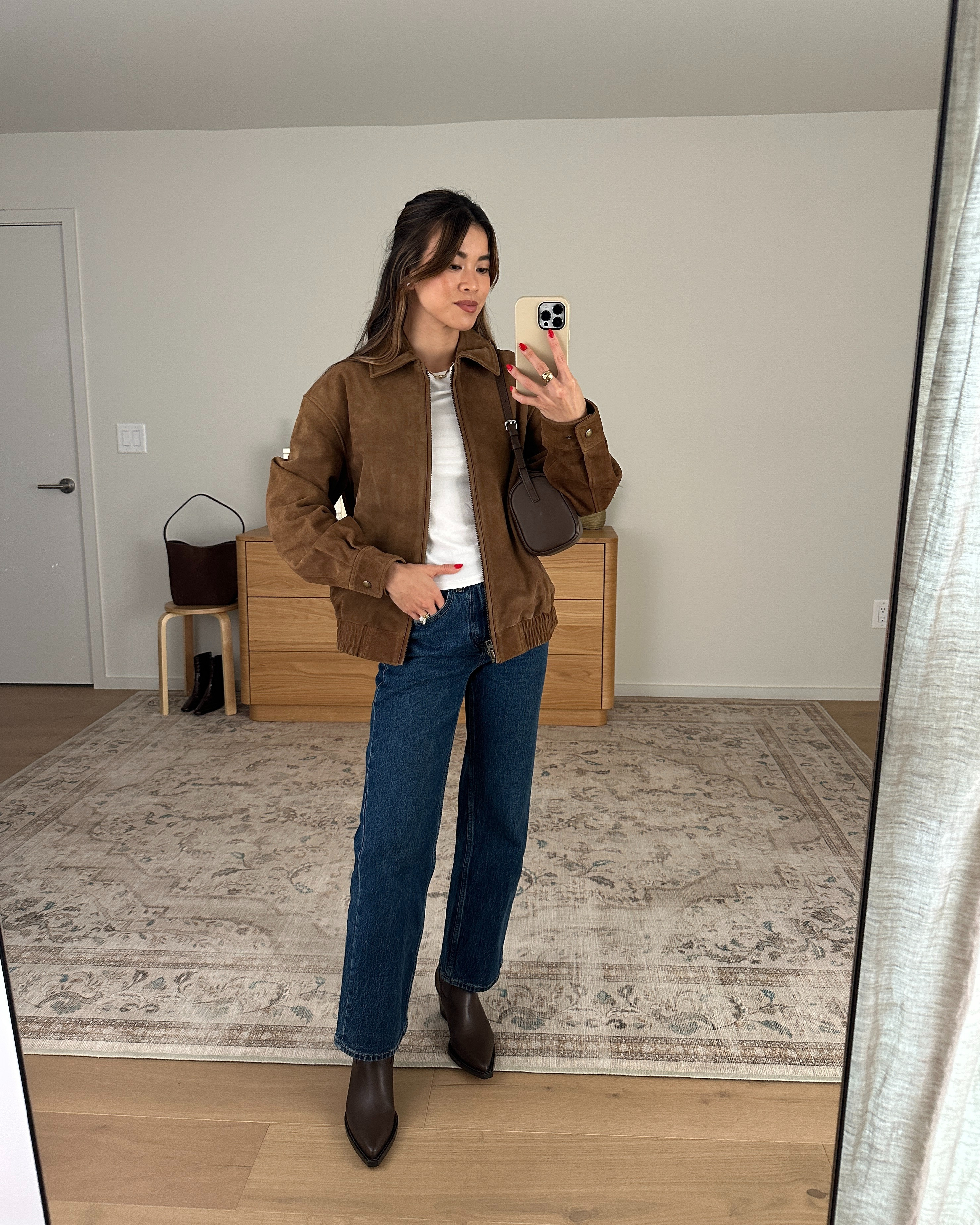 I’m obsessed with this @Aritzia suede jacket!

Sizing info:
-Abercrombie High Rise 90s Relaxed Jeans (Size 23 Extra short in Dark Wash)
-Aritzia HomeStretch Rib Tune T-Shirt (Size XS in white)
-Aritzia Jones Bomber - Suede (Size XS in Valley)

Aritzia Fall New Arrivals, Aritzia Sweaters, Aritzia best sellers, best pieces from Aritzia for petite, what pants from Aritzia will fit if youre petite, Petite style guide, how to dress if you’re petite, Petite style, petite fashion, mom outfit, mom style, petite pants, petite outfit ideas, petite outfits, best pants for petite, petite denim, Fall style, Fall outfits, vacation outfits, denim for petite, suede jacket, fall jacket

#LTKootd #LTKSeasonal #LTKPetite