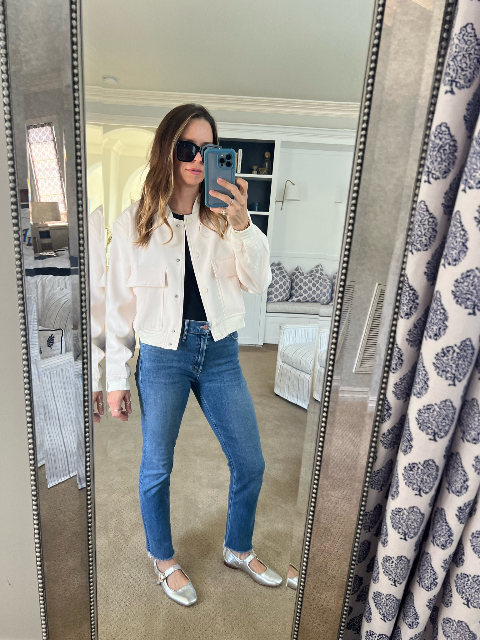 Amazon style, amazon jacket, Amazon find, Amazon bomber, mother denim, silver flats, ballet flats, drop off outfit, mom style 

#LTKworkwear #LTKtravel #LTKxMadewell