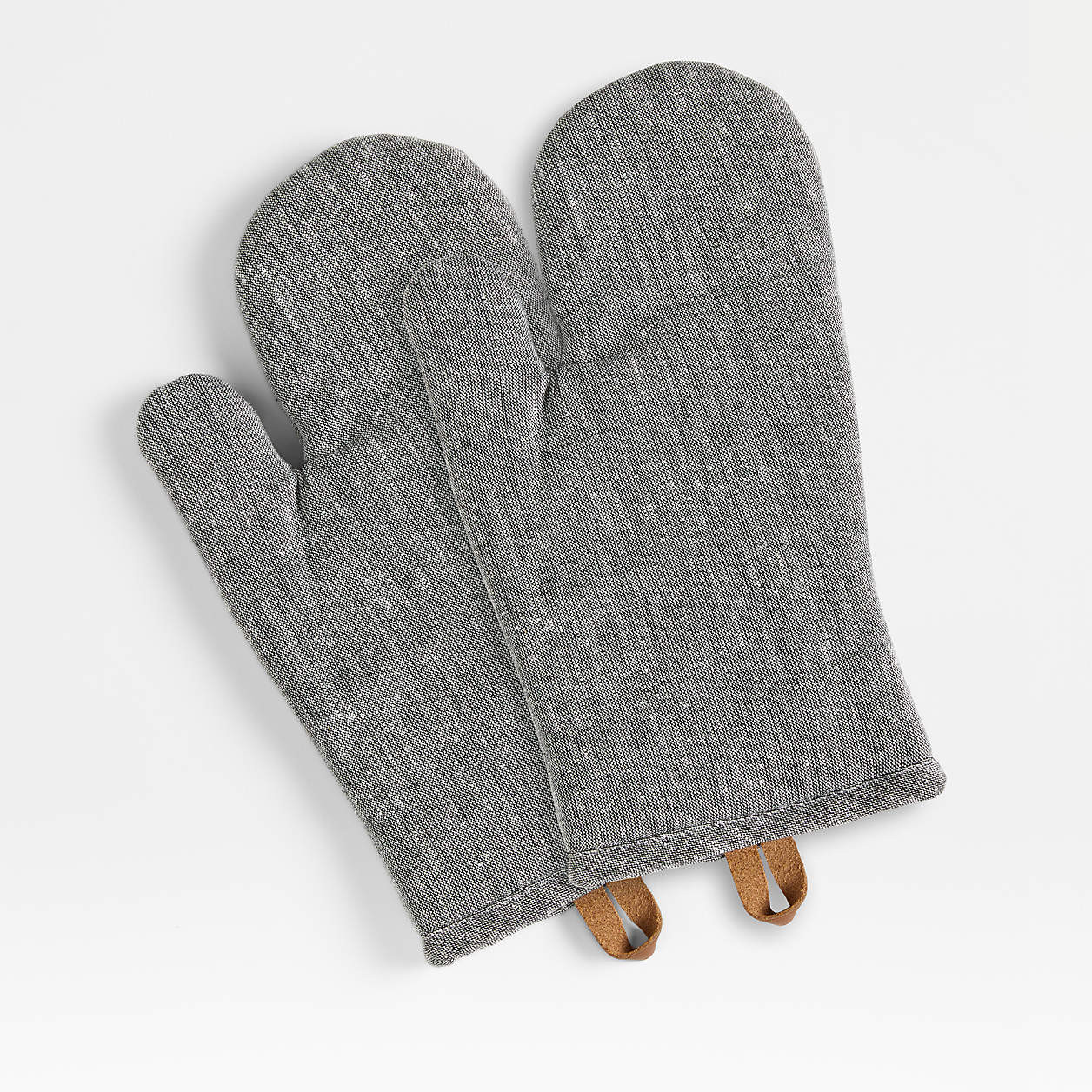Chambray Organic Cotton Oven Mitts, Set of 2 + Reviews | Crate & Barrel | Crate & Barrel