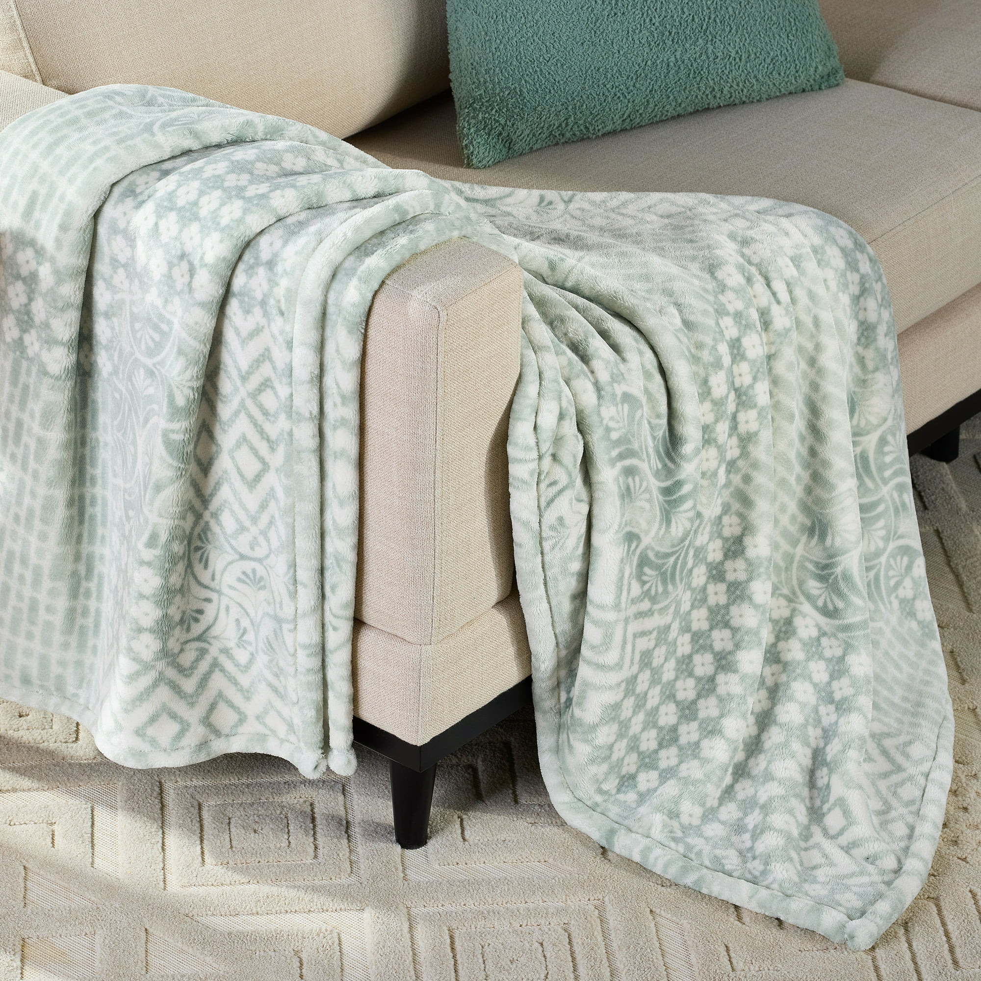 Better Homes & Gardens Printed Velvet Plush Super Soft Throw Blanket, Oversized, Patchwork Geo Gr... | Walmart (US)