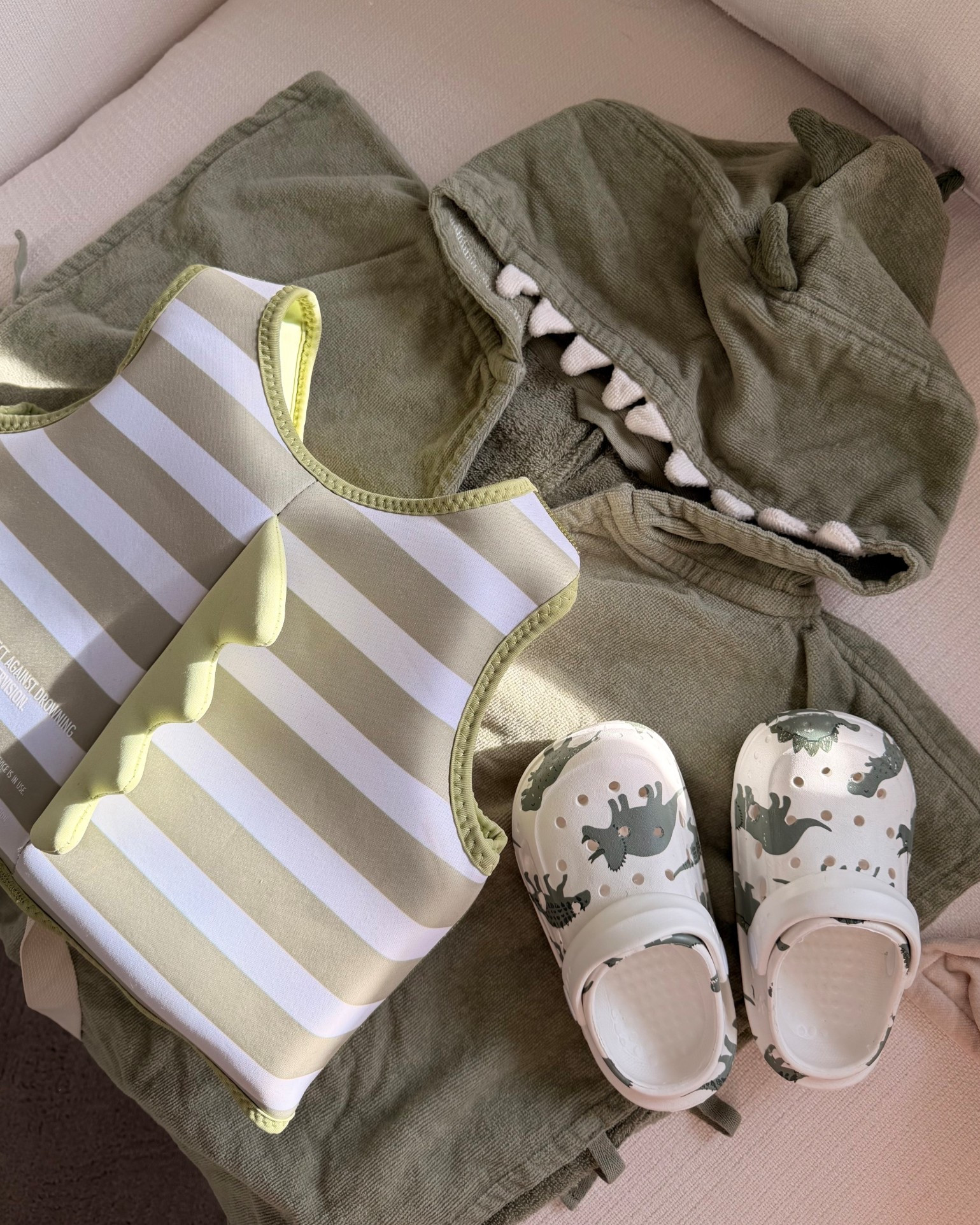 Summer days but make it cute 🦖☀️
These dinosaur-themed floatie, towel cape & crossbody are officially our poolside essentials. Practical, comfy, and the cutest little set for your mini 🤍

#LTKBaby #LTKSwim #LTKKids

#LTKSwim #LTKBaby #LTKKids
