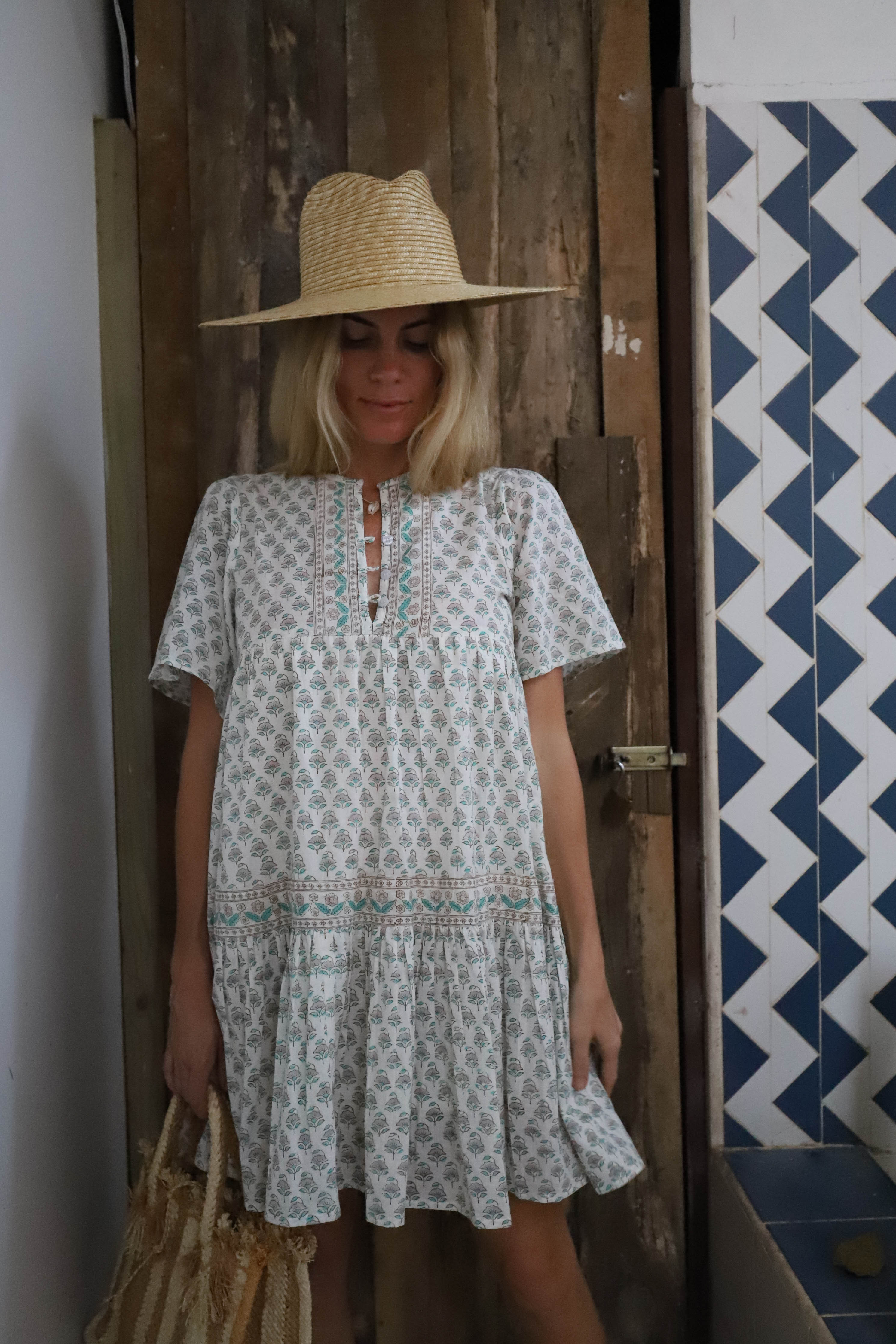 Tiki Cover Up | Marea