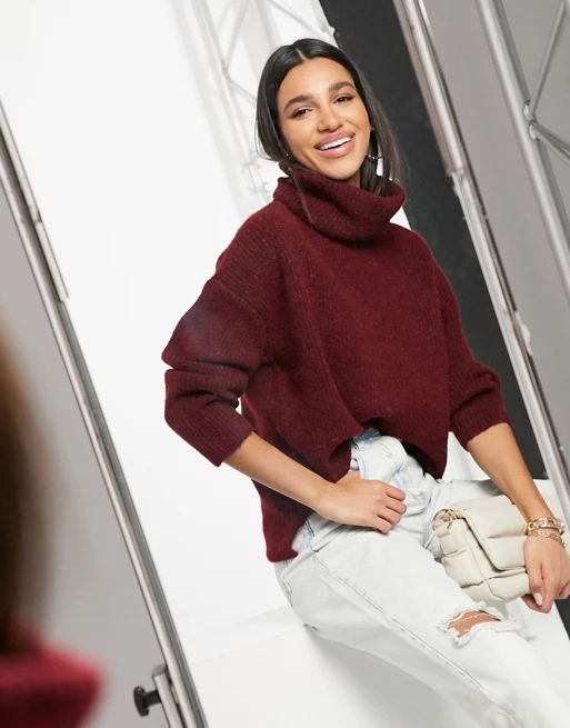 Vero Moda sweater with roll neck in burgundy | ASOS (Global)