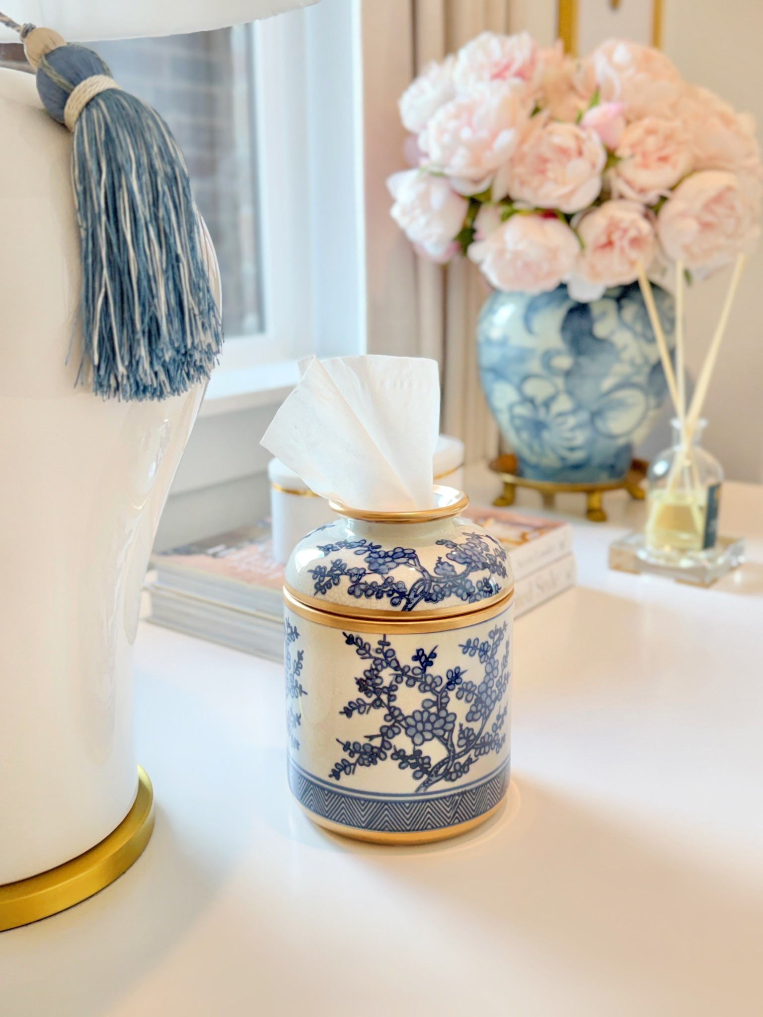 Chic tissue holder 

#LTKMothersDay #LTKSaleAlert #LTKHome