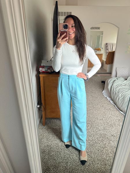 LOVE these Abercrombie sloane tailored pants this light blue is a limited edition but it also comes in many other colors!

#business casual #bluepants #whitebodysuit #workoutfit #rothysdupes #workflats #whitetop #springoutfits #amazonfinds



#LTKFind #LTKstyletip #LTKworkwear