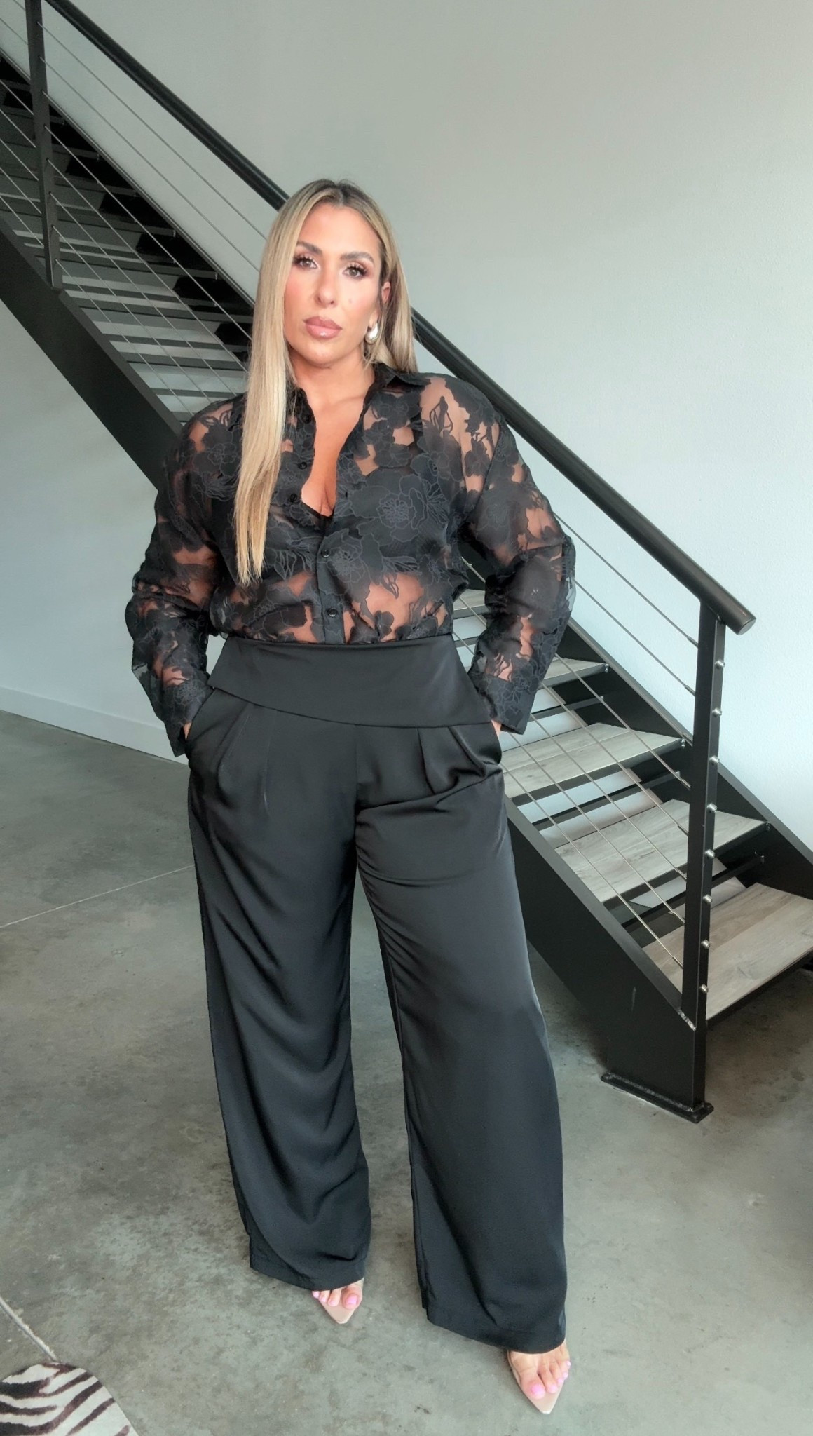 JLUX TRY ON

button down top L
slinky top needed an XL
pants XL 

#LTKootd #LTKMidsize #LTKNYFW