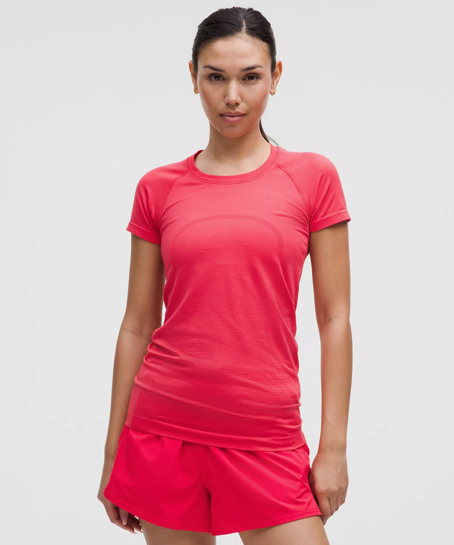 Swiftly Tech Short-Sleeve Shirt 2.0 *Hip Length | Women's Short Sleeve Shirts & Tee's | lululemon | Lululemon (US)