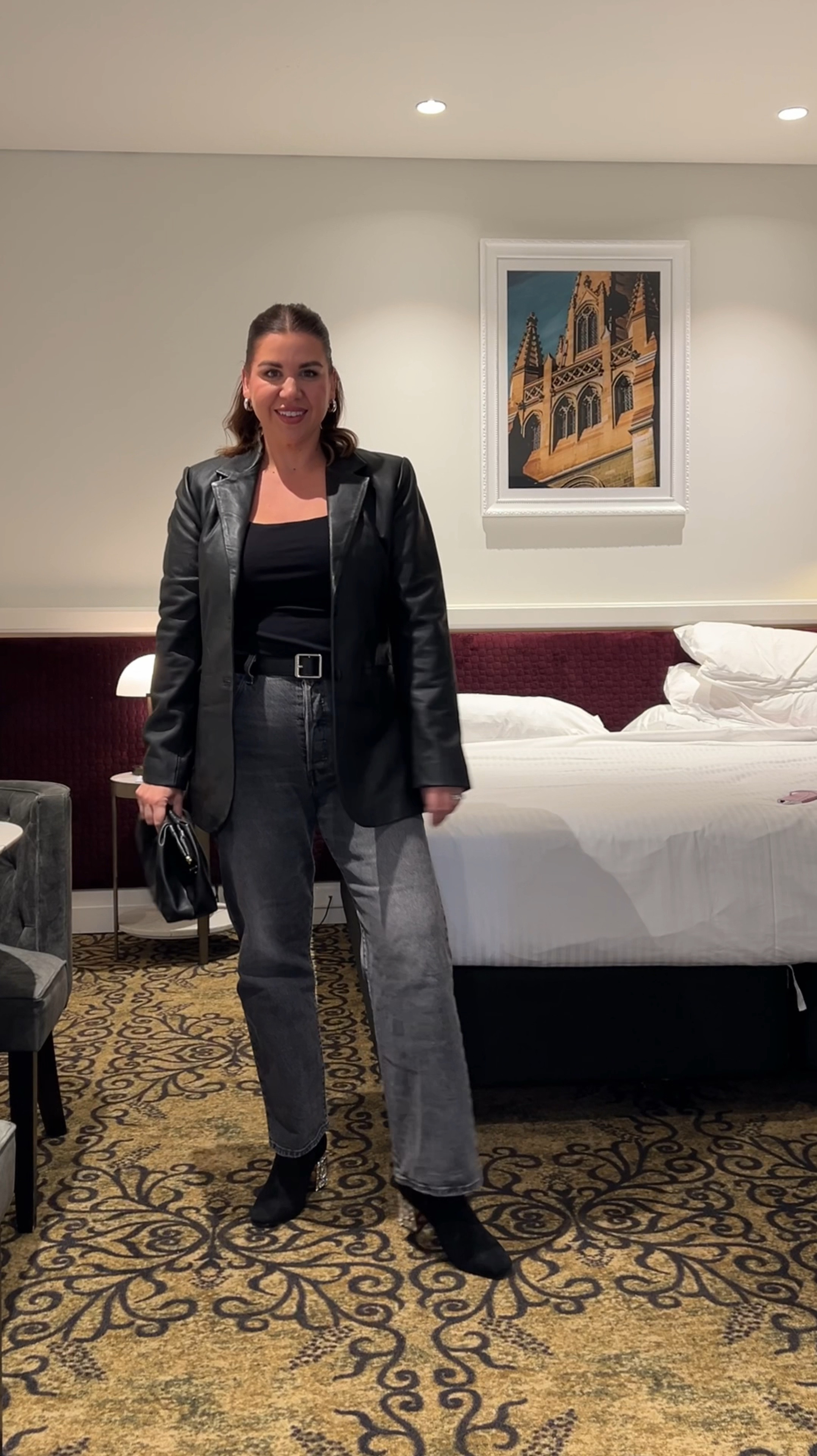 Melbourne Style 🖤🩶

#LTKshoes #LTKaustralia #LTKmidsize