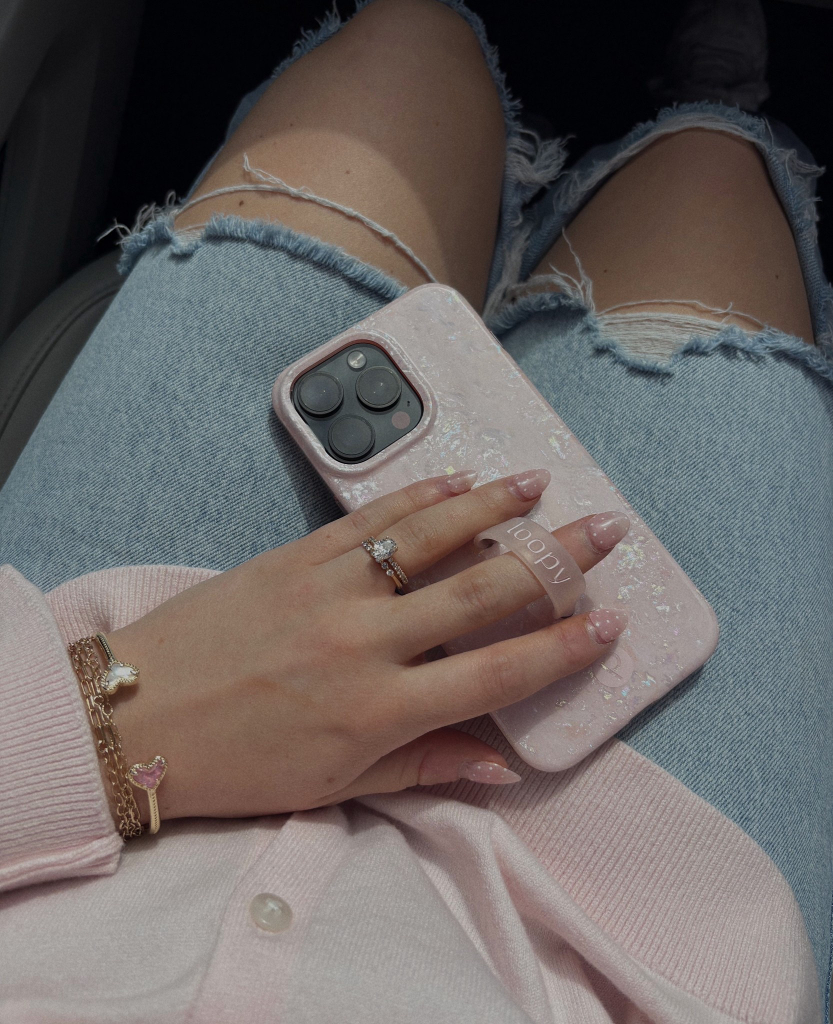 My go to case ~ use “HANNAHTMELTON” for 10% 🌸🩰 #loopycase #stopthedrop #iphonecases

#LTKHome #LTKootd #LTKmomlife