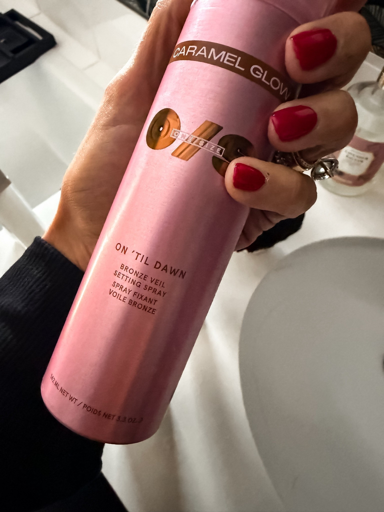 This viral make up setter works wonders , but now they added just a little  GLOW⭐️ and it’s so pretty. I was skeptical, but I love it!!