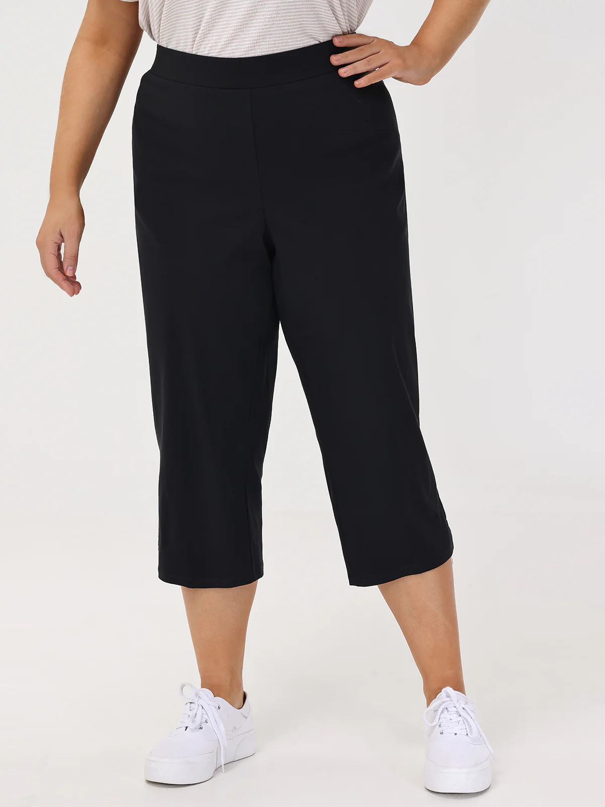 89th & Madison PLUS Millennium Capri Pants | 89th + Madison