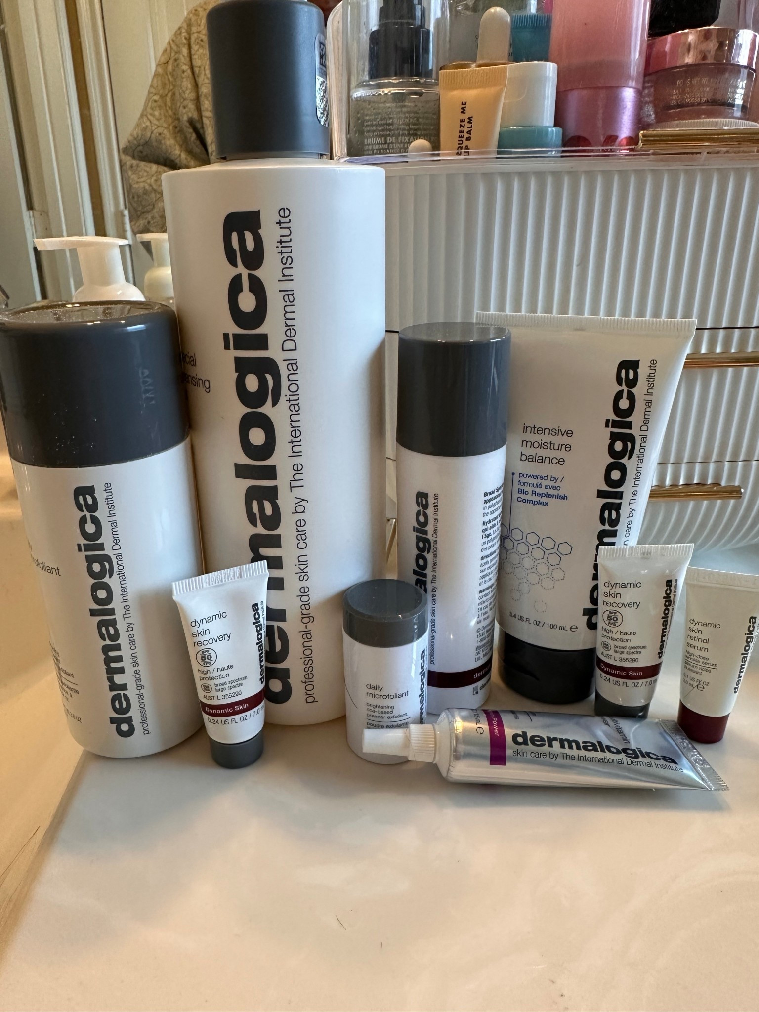 I don’t gatekeep skincare — especially when it’s this good. I’ve been using Dermalogica consistently and my skin has been EATING. IT. UP.

The glow? Real.
The texture change? Immediate.
The “why didn’t I start this sooner” energy? Strong.

It’s simple, effective, and actually does what it says — which as a busy mom with 3 kids and aging… I need something nurturing my skin! 

If your skin needs a reset but you don’t need another complicated situation in your life — this is it. 

#LTKBeauty #LTKmomlife #LTKselfcare
