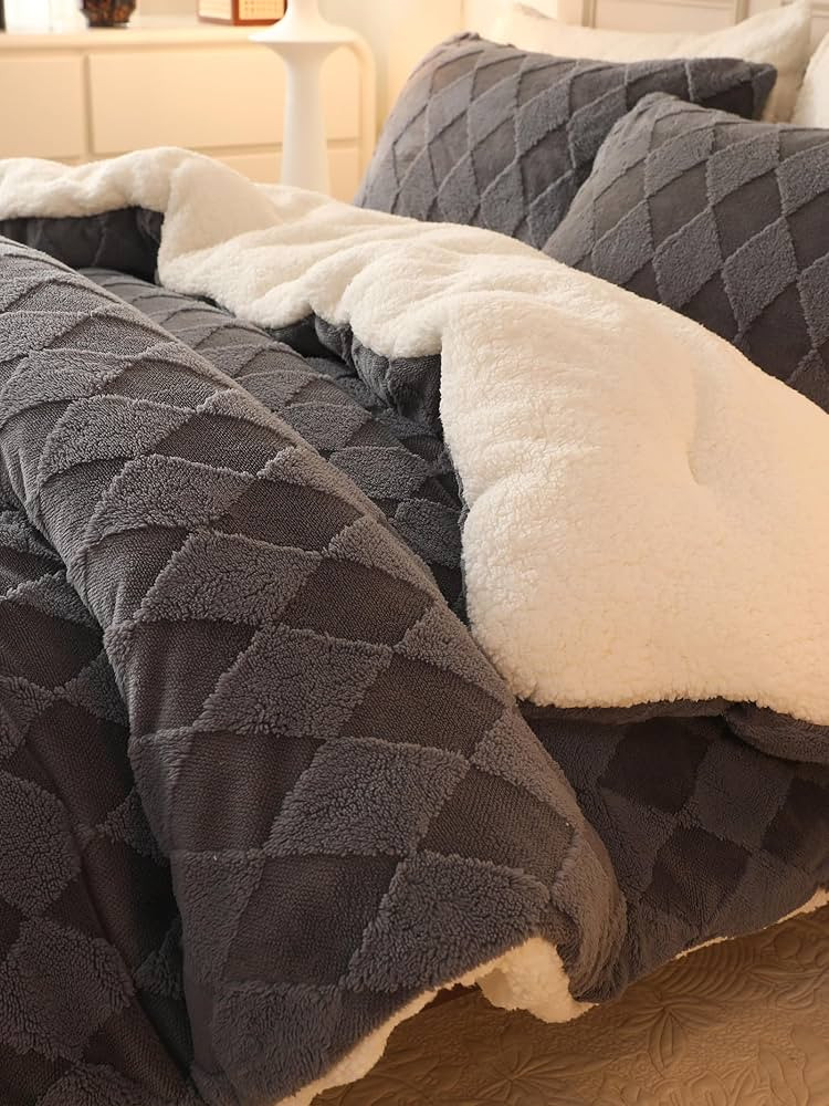 Tufted Fleece Comforter Set King - Super Soft Warm Fluffy Shaggy Bedding Sets, Diamond Plaid Jacq... | Amazon (US)