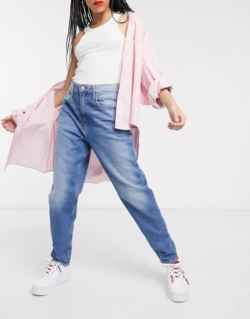Tommy Jeans tapered mom jeans in mid wash blue | ASOS (Global)