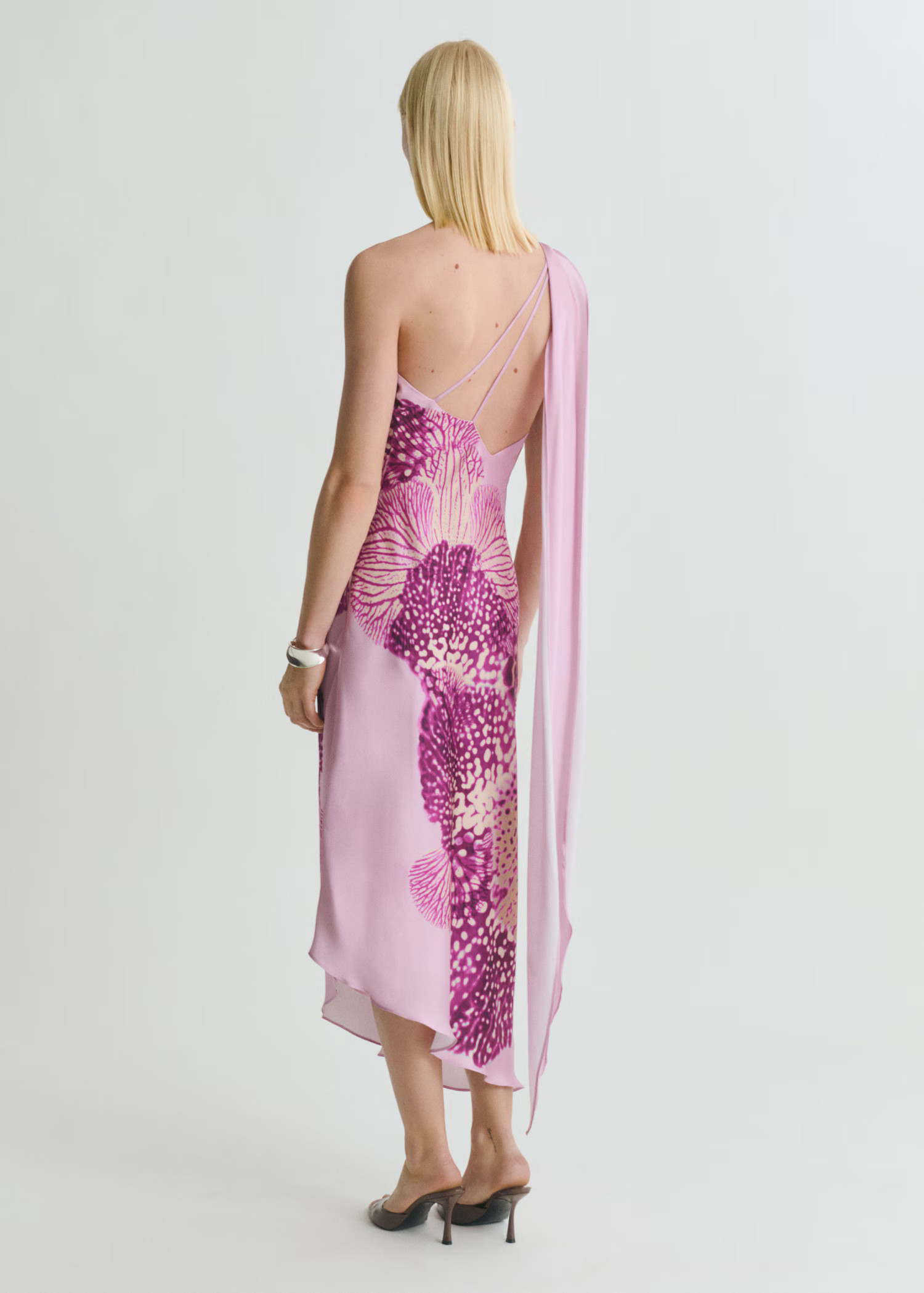 Satin scarf dress with maxi-flower print - Women | MANGO United Kingdom | MANGO (UK)