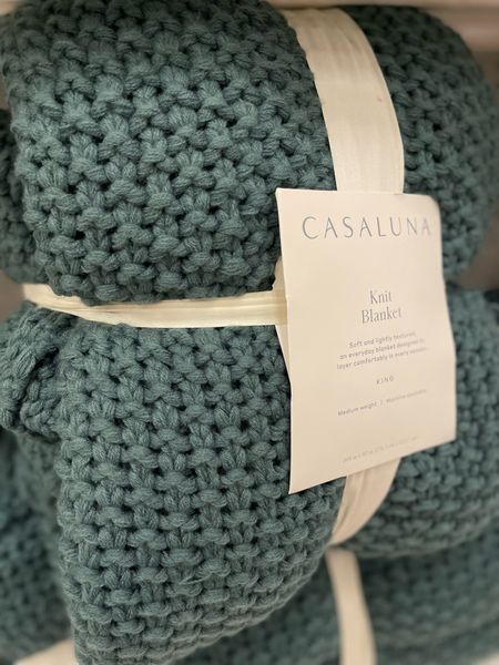 This popular and comfy Target Casaluna knit blanket is on sale this week! 

#EndOfTheBedBlanket #NetThrow #BedBlanket #Bedding



#LTKsalealert #LTKstyletip #LTKhome