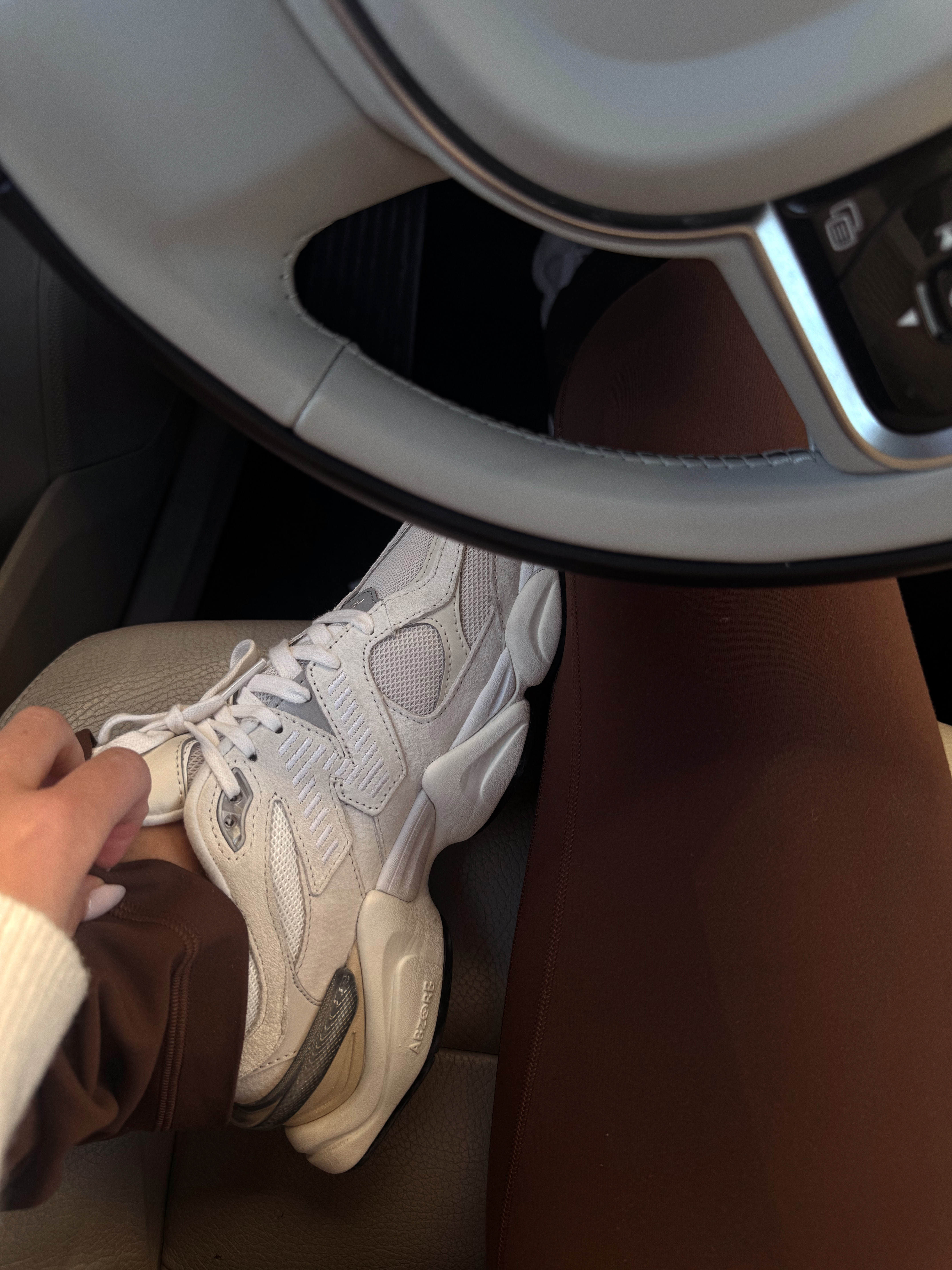 My favorite everyday sneaker 🤎 The New Balance 9060's are my go-to always! Linking different neutral color options below as well. 

 

#LTKActive #LTKStyleTip #LTKShoeCrush